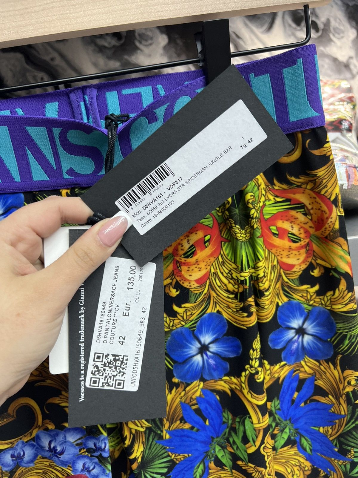 Versace Versace Tropical Shorts Size US 42 / EU 58 - 4 Thumbnail