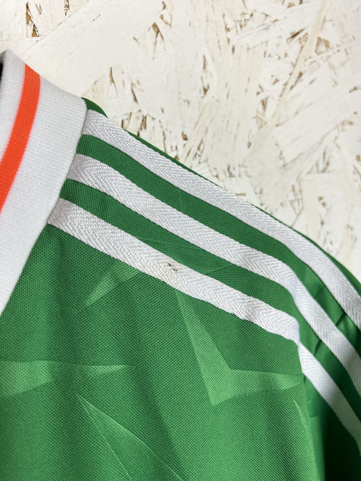 Vintage Vintage Ireland 1990 FAI Adidas Replica Soccer Jersey Size US L / EU 52-54 / 3 - 5 Thumbnail
