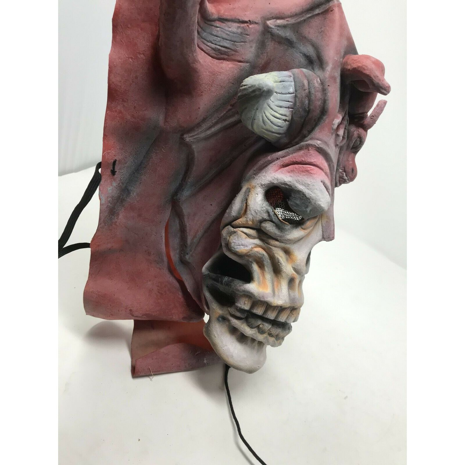 Other Halloween Horned Skull Adult Latex Mask w shin guards, cape Size ONE SIZE - 10 Thumbnail