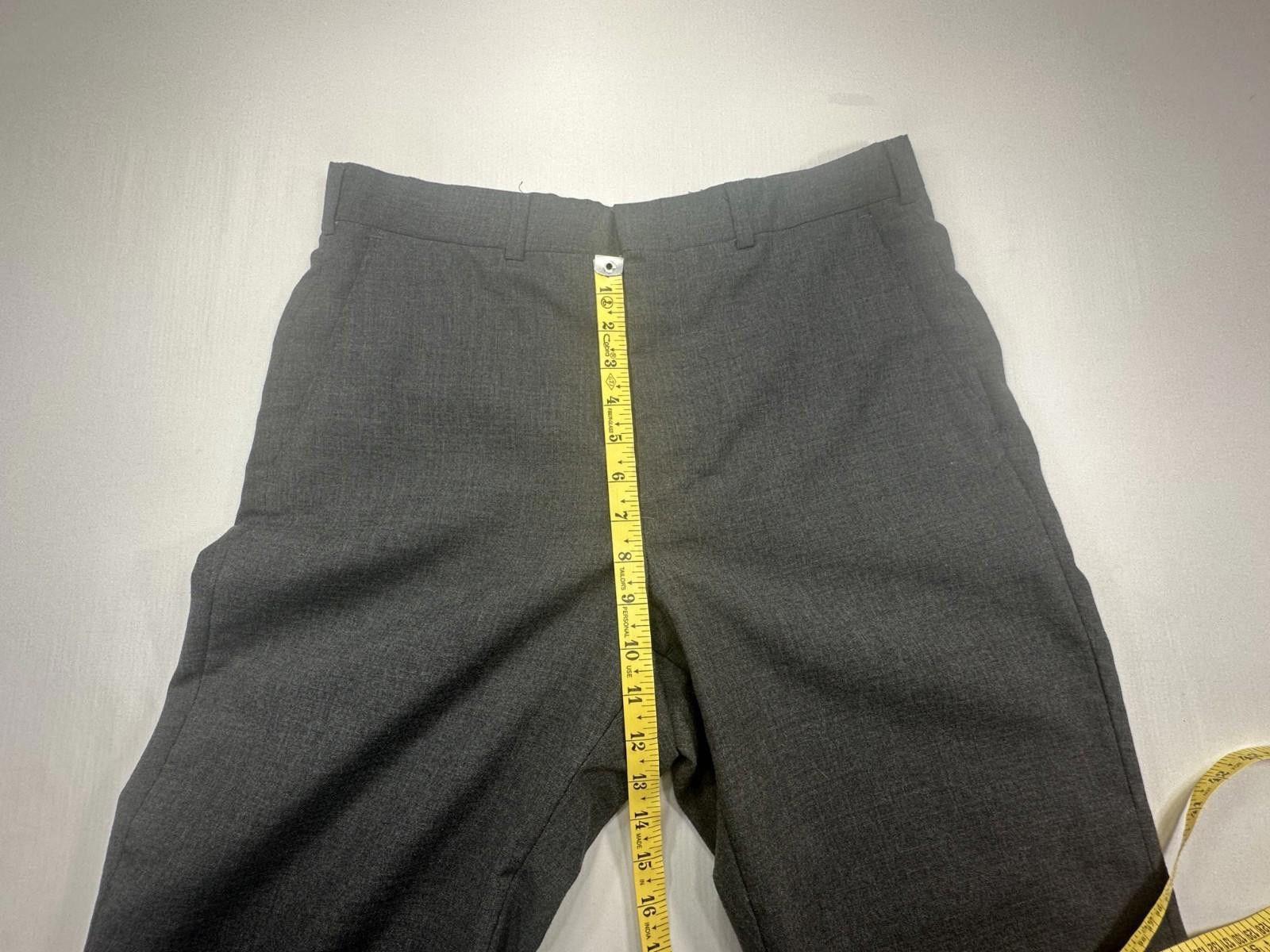 London Fog London Fog Flat Front Polyester/Wool Dress Pants Gray 34/30 Size US 34 / EU 50 - 4 Thumbnail