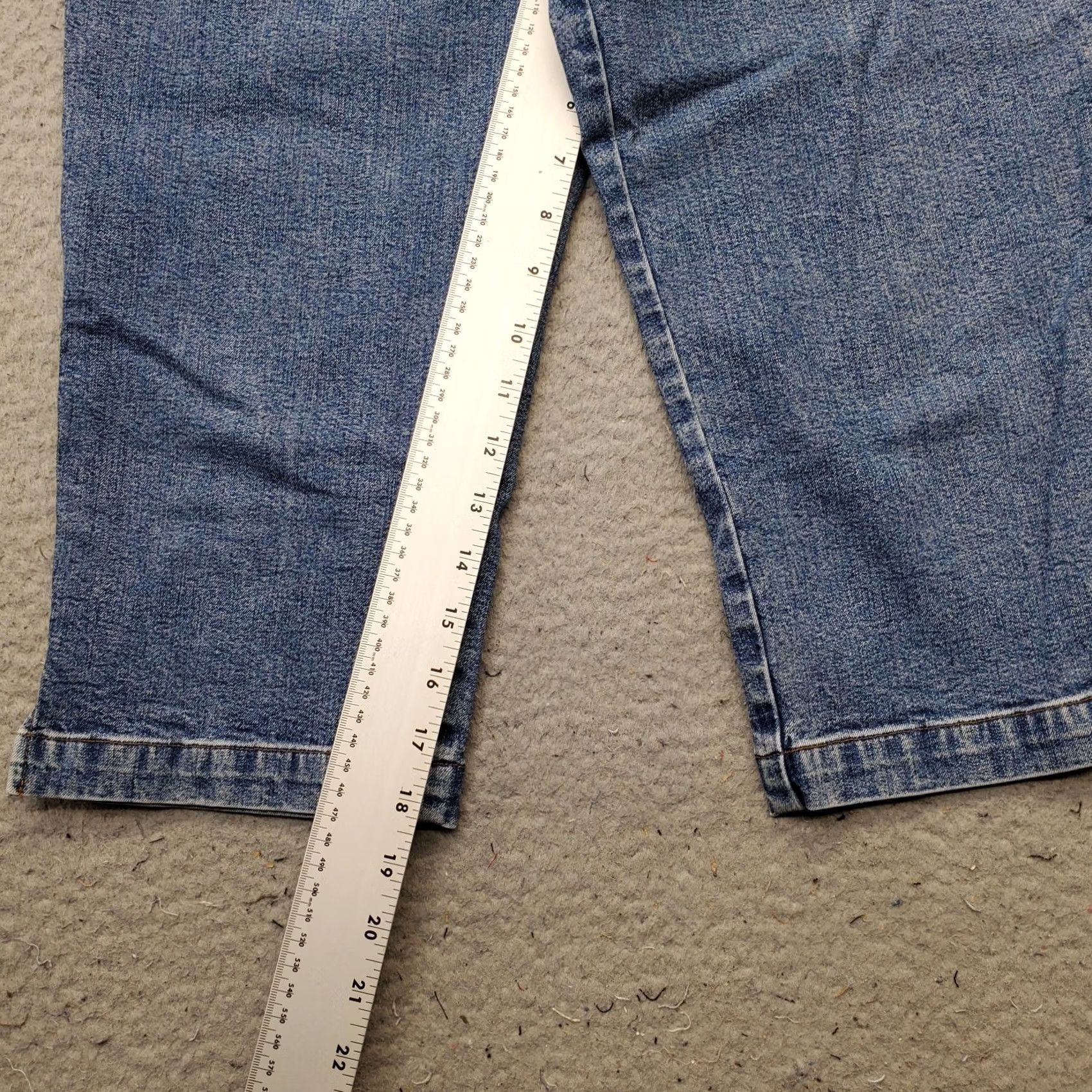 Denime Lauren Jeans Co. Cropped Jeans Womens 12P Blue Denim Straight Fit Ankle Slit Jeans Womens 12P Blue Denim Straight Crop Slit Size 34" / US 12 / IT 48 - 4 Thumbnail
