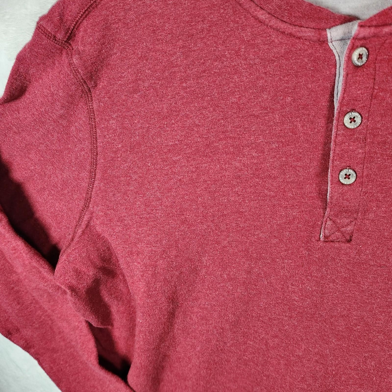 Eddie Bauer Eddie Bauer Maroon Long Sleeve Henley Size 2XL Size US XXL / EU 58 / 5 - 2 Thumbnail