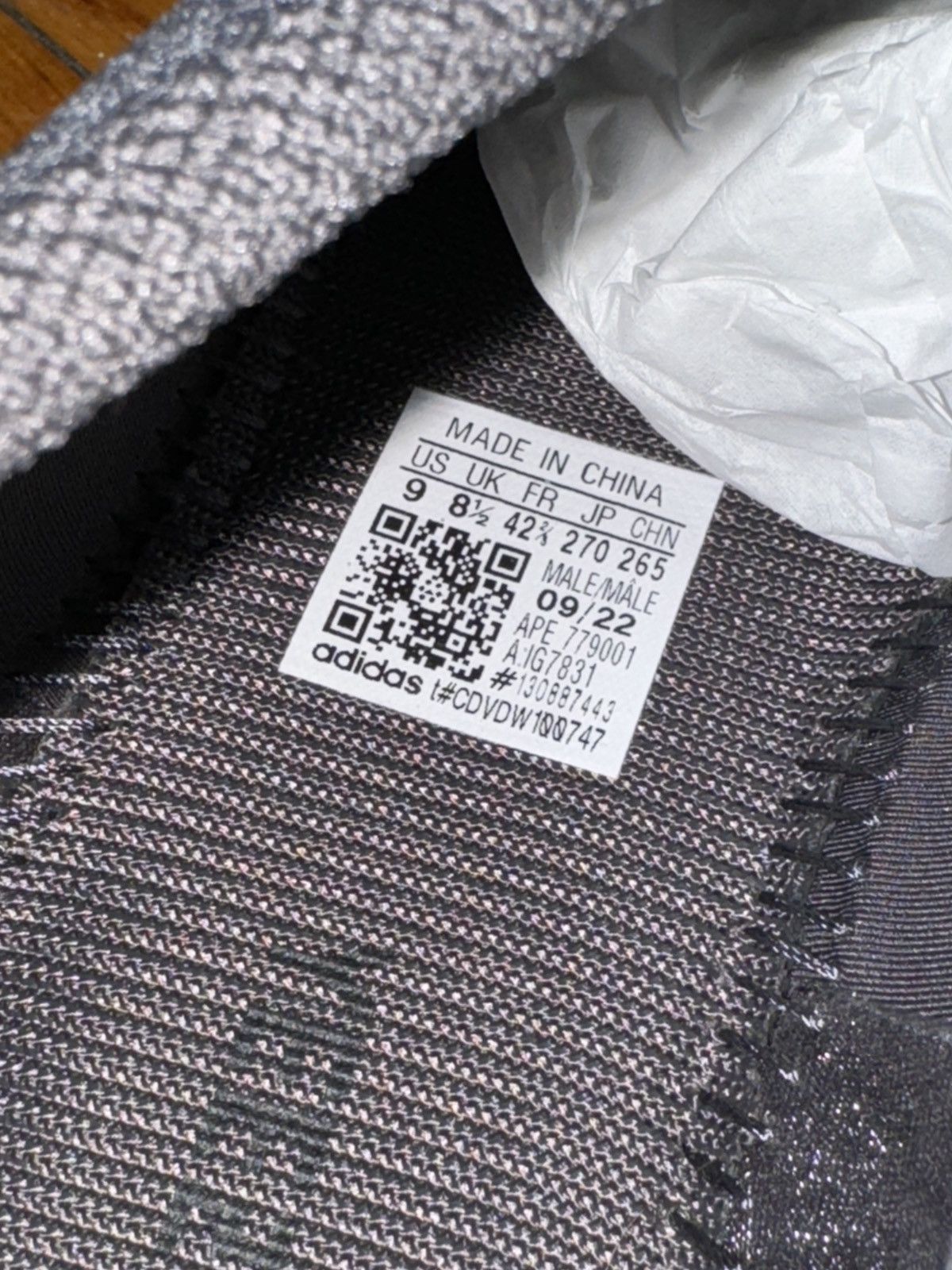 Adidas YZY KNIT RNR Size US 9 / EU 42 - 11 Thumbnail