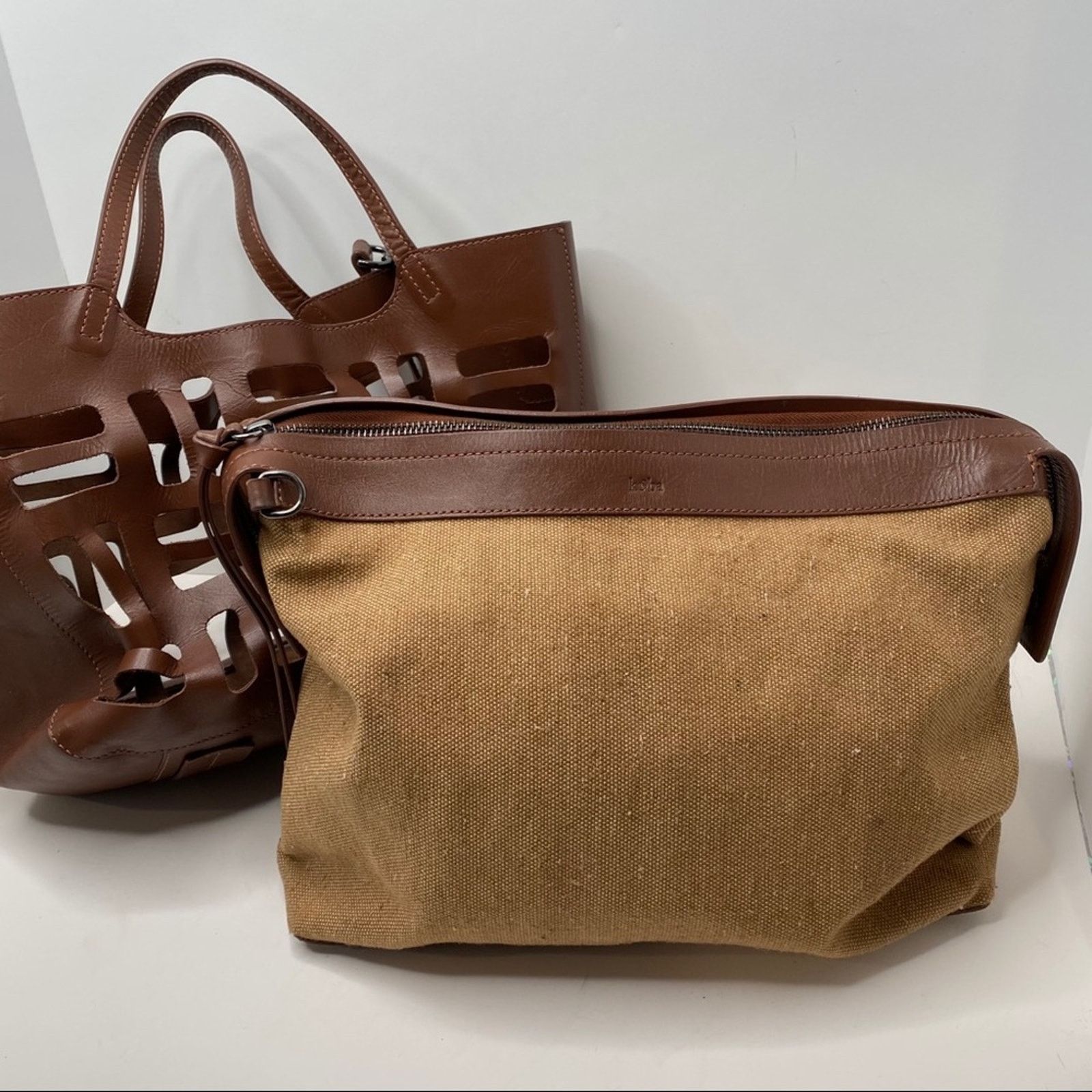 Other Kooba Tote Shoulder Bag Leather & Removable Pouch Size ONE SIZE - 2 Thumbnail