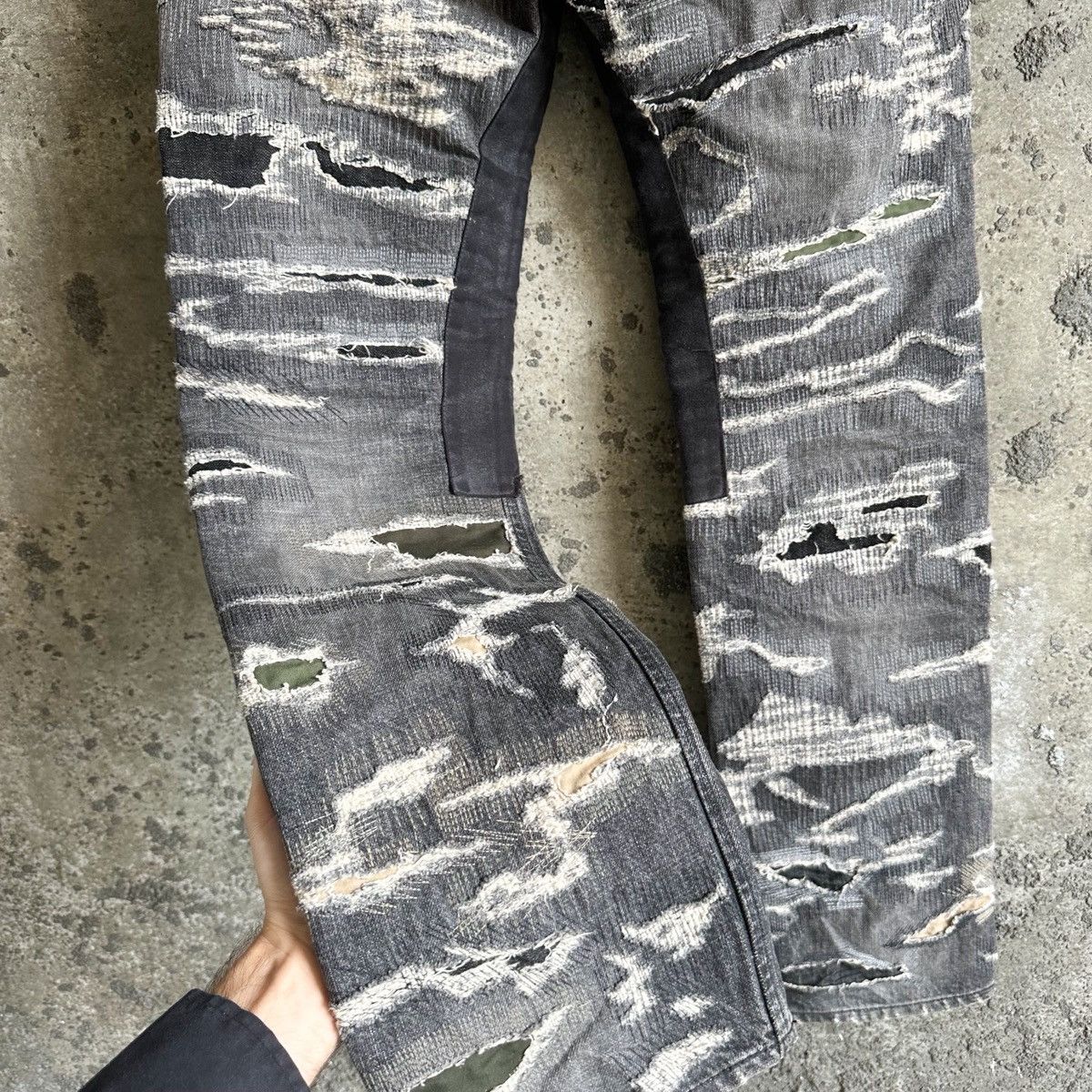 Givenchy Givenchy MMW Thrashed Moleskin Boro Repair Denim Size US 32 / EU 48 - 8 Thumbnail