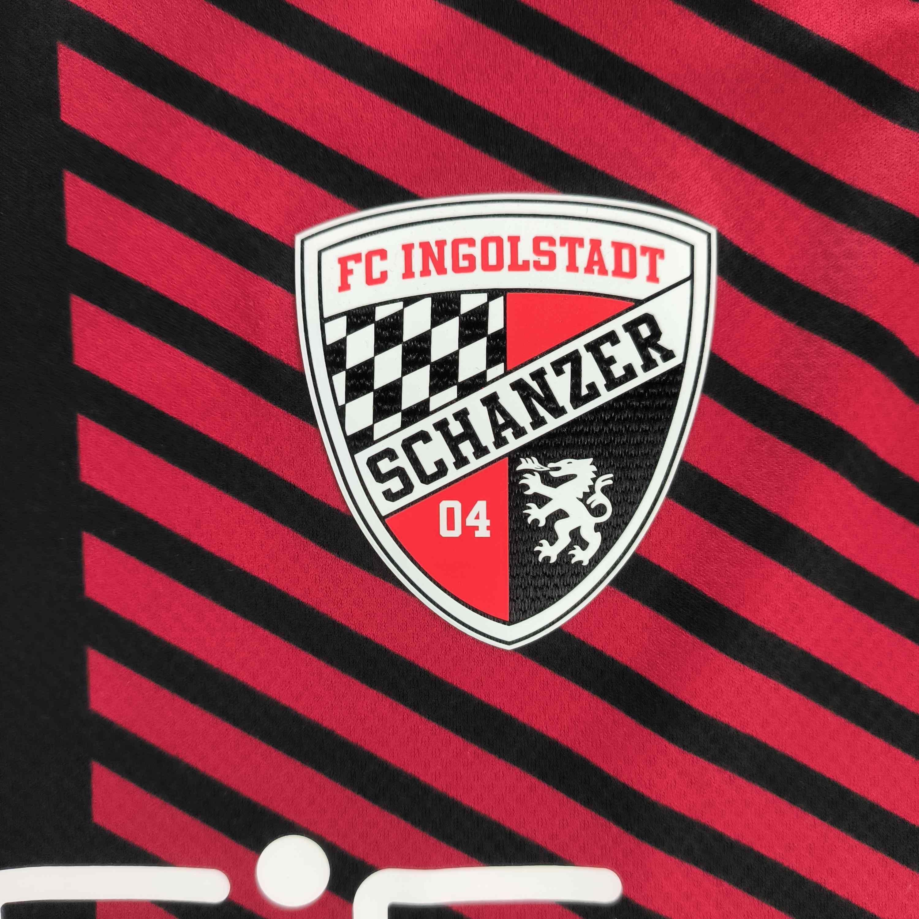 Puma NEW SIGNED Ingolstadt 21-22 Puma home football jersey 3XL Size US XXL / EU 58 / 5 - 4 Thumbnail