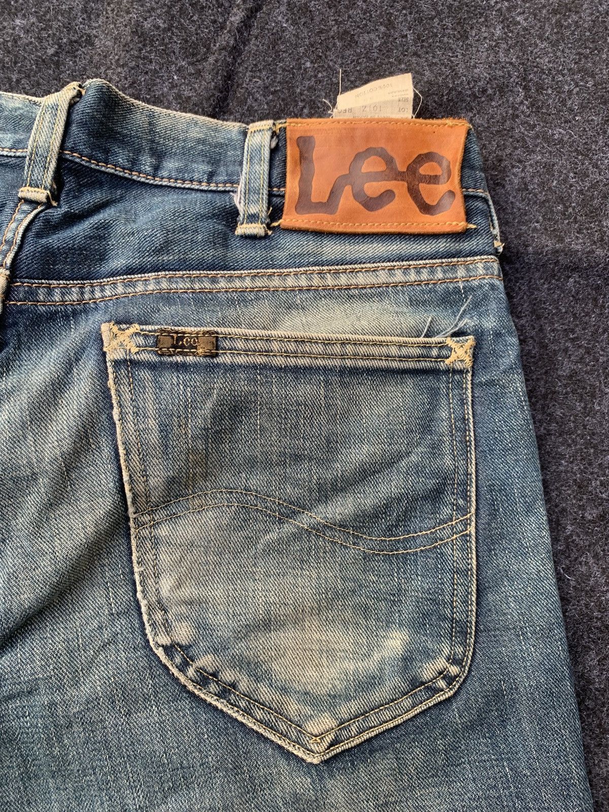 Lee Vintage Lee Rider made in Japan faded blue organic carton. Size US 30 / EU 46 - 4 Thumbnail