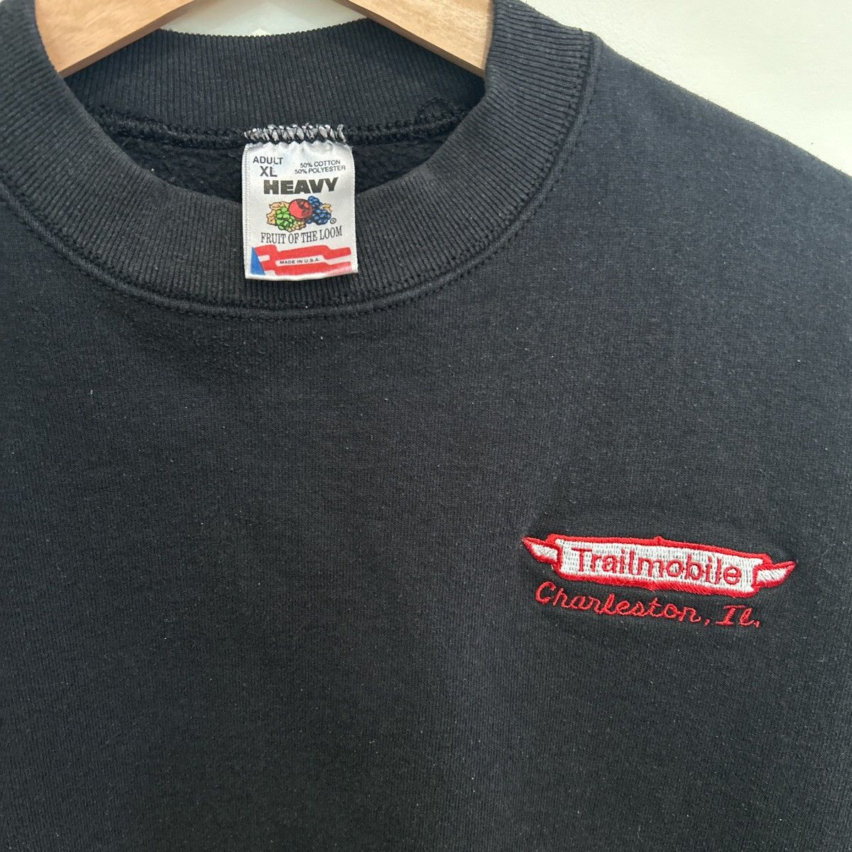 Fruit Of The Loom Vintage 90s Fruit Of The Loom Heavy Embroidered Crewneck Size US XL / EU 56 / 4 - 2 Thumbnail