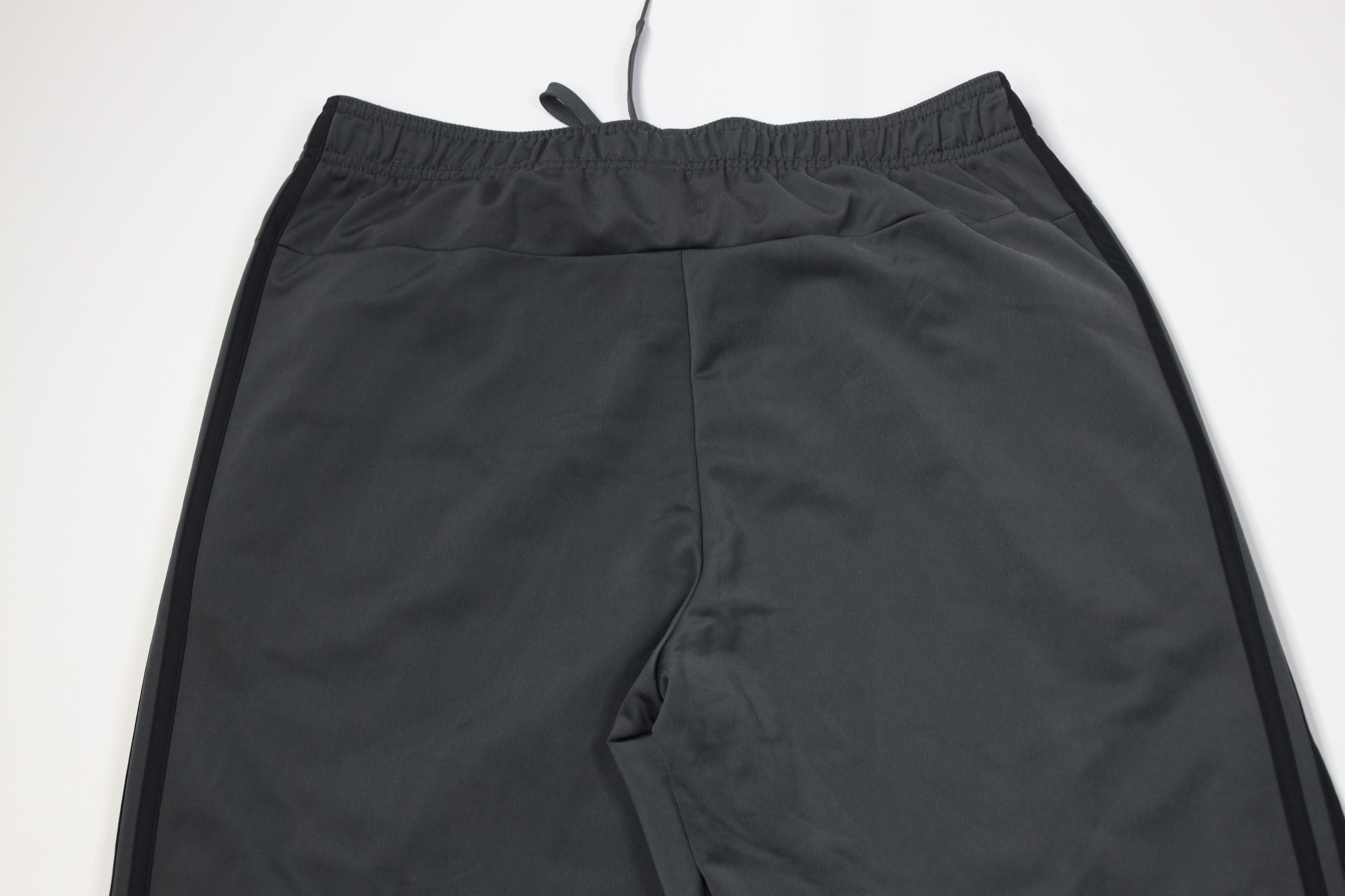 Adidas Y2K Adidas Spell Out Striped Wide Leg Sweatpants Pants Gray Size US 36 / EU 52 - 11 Thumbnail