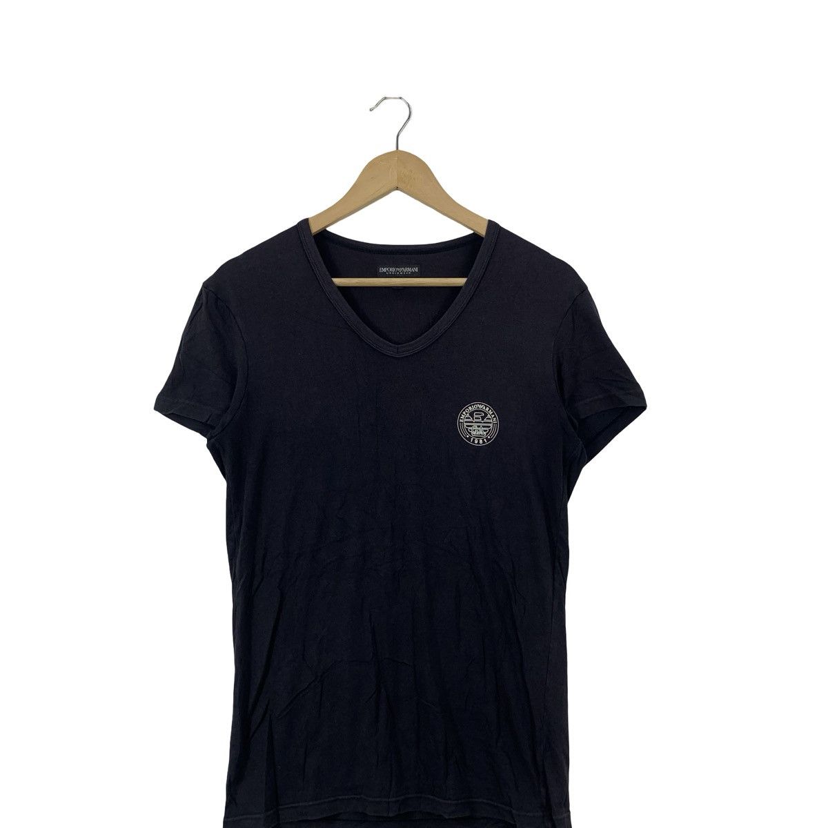 Emporio Armani Emporio Armani V-Neck T-Shirt Small Chest Logo Minimal Size US S / EU 44-46 / 1 - 5 Thumbnail