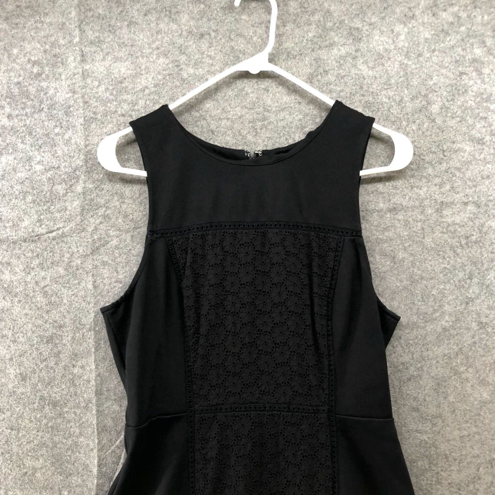 J.Crew J. Crew Collection Sleeveless Dress Size 6 Black A-Line Knee Length Eyelet Flare Women Size M / US 6-8 / IT 42-44 - 3 Thumbnail