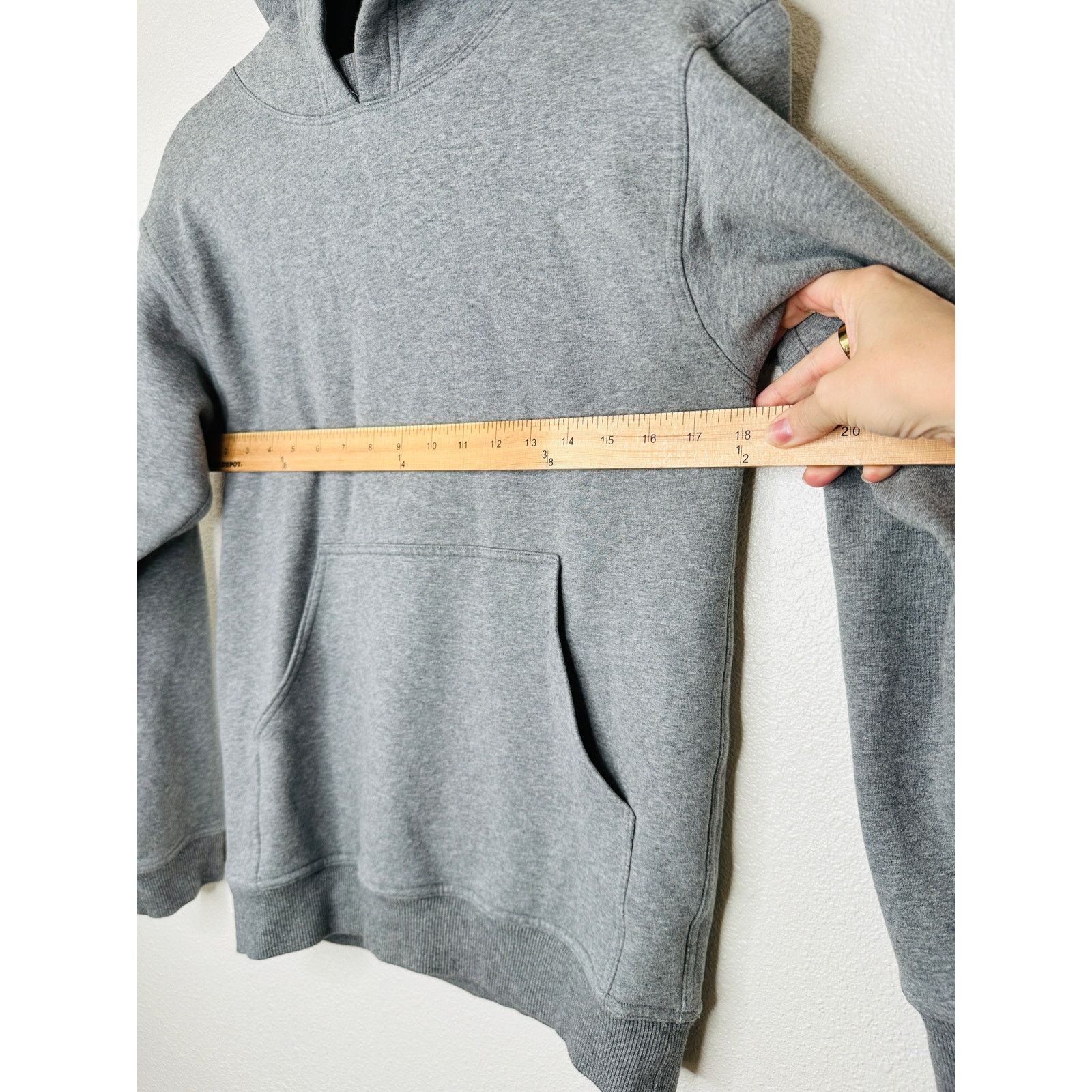 Lululemon Lululemon Gray Long Sleeve Front Pouch Pullover Hoodie XS Size XS / US 0-2 / IT 36-38 - 8 Thumbnail