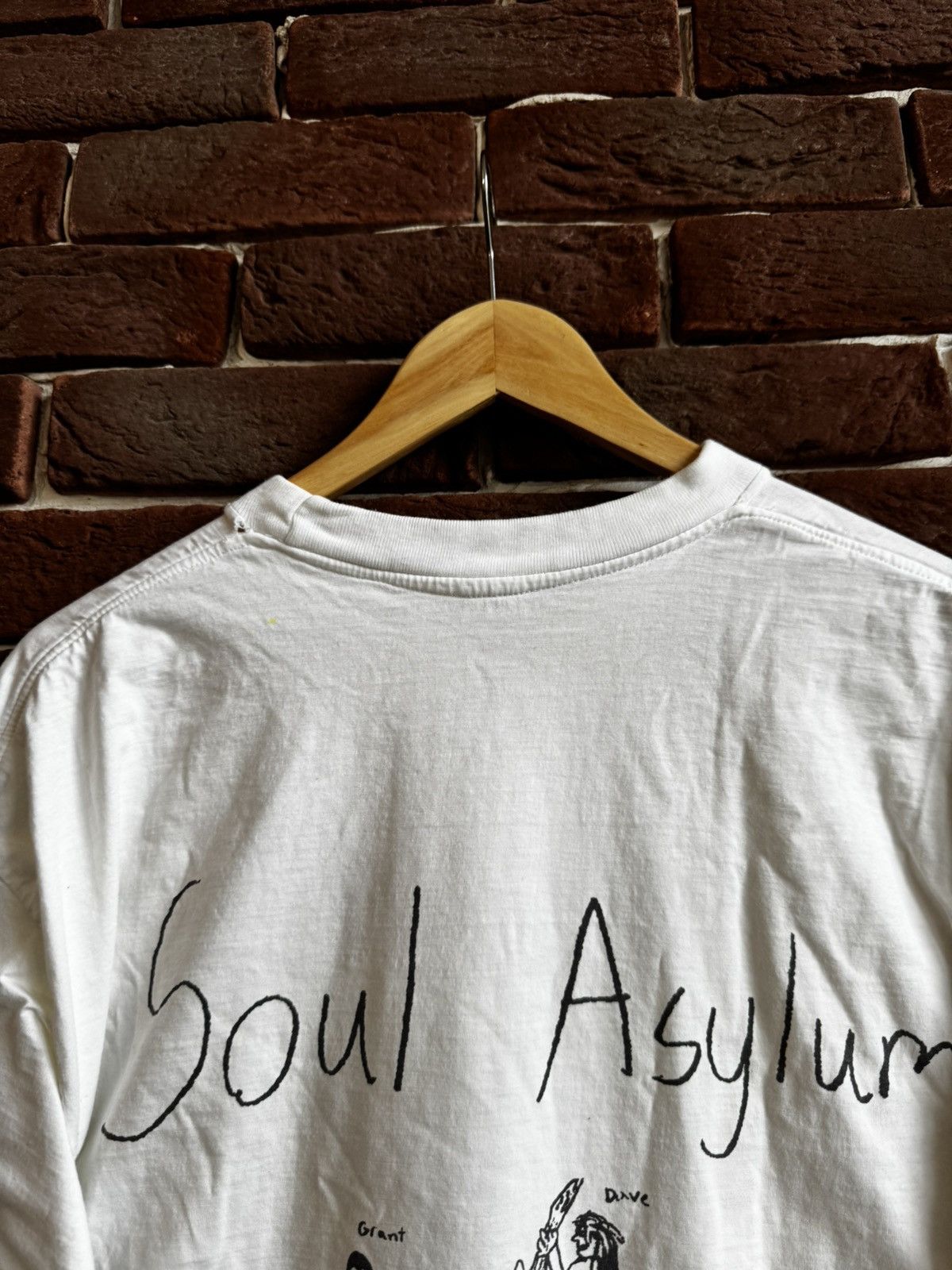 Band Tees Rare 90s vintage Soul Asylum From Coast Rock Band Tour Tee Size US XL / EU 56 / 4 - 13 Thumbnail