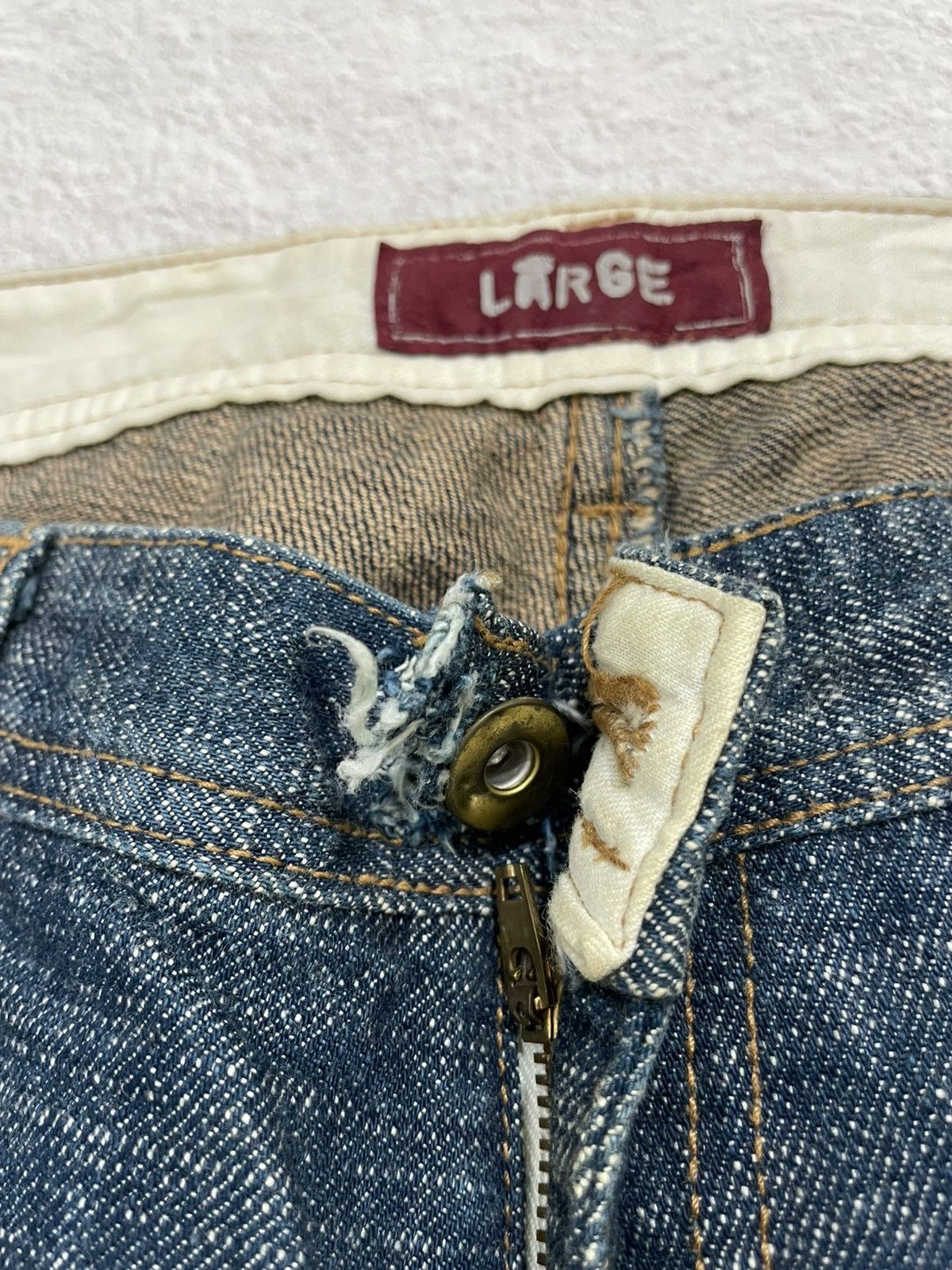 Japanese Brand Vintage 2000s Baggy Blue Denim Size US 33 - 11 Thumbnail