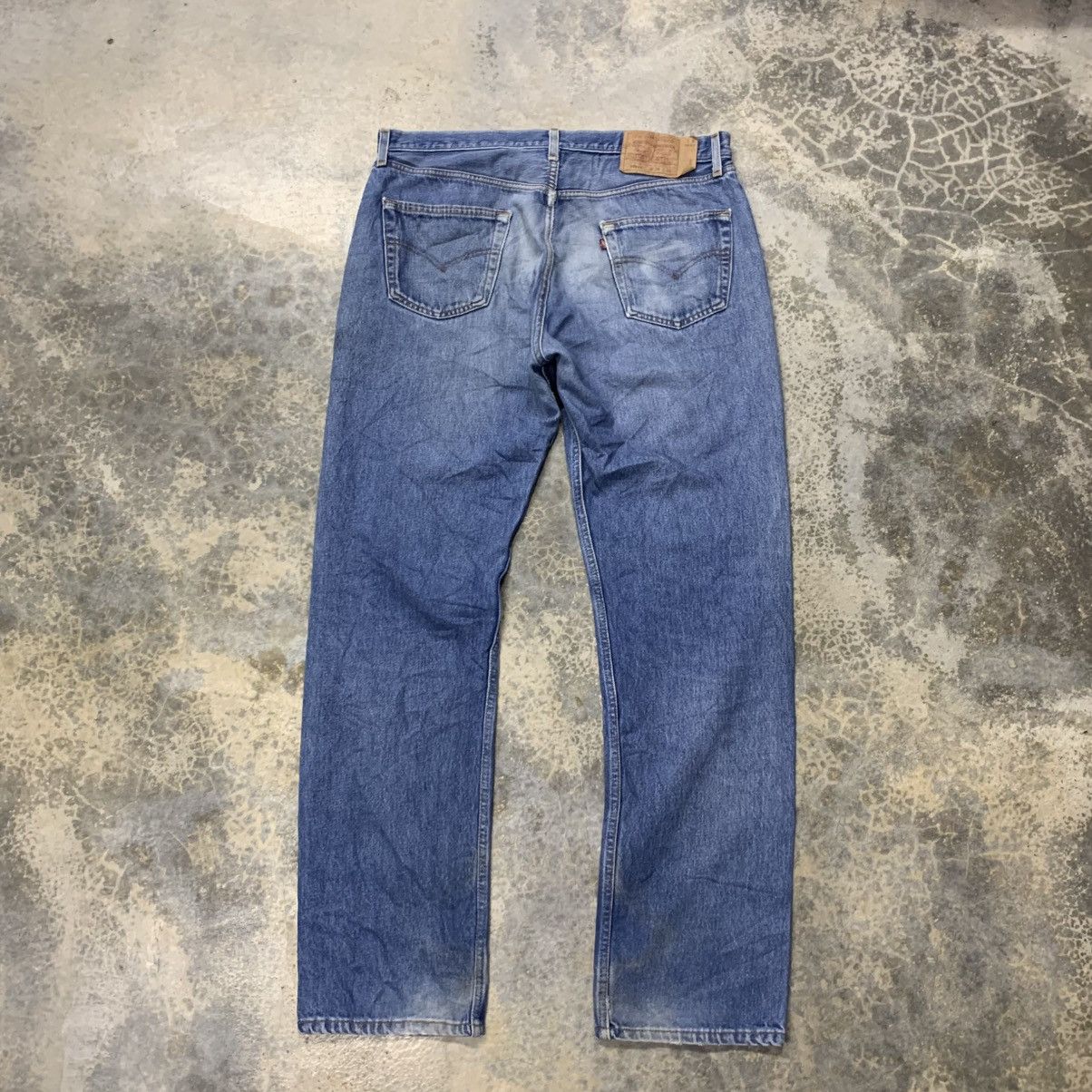 Levi's × Levi's Vintage Clothing × Vintage Vtg Levis 501xx Distressed Jean button 324 Size US 36 / EU 52 - 2 Thumbnail