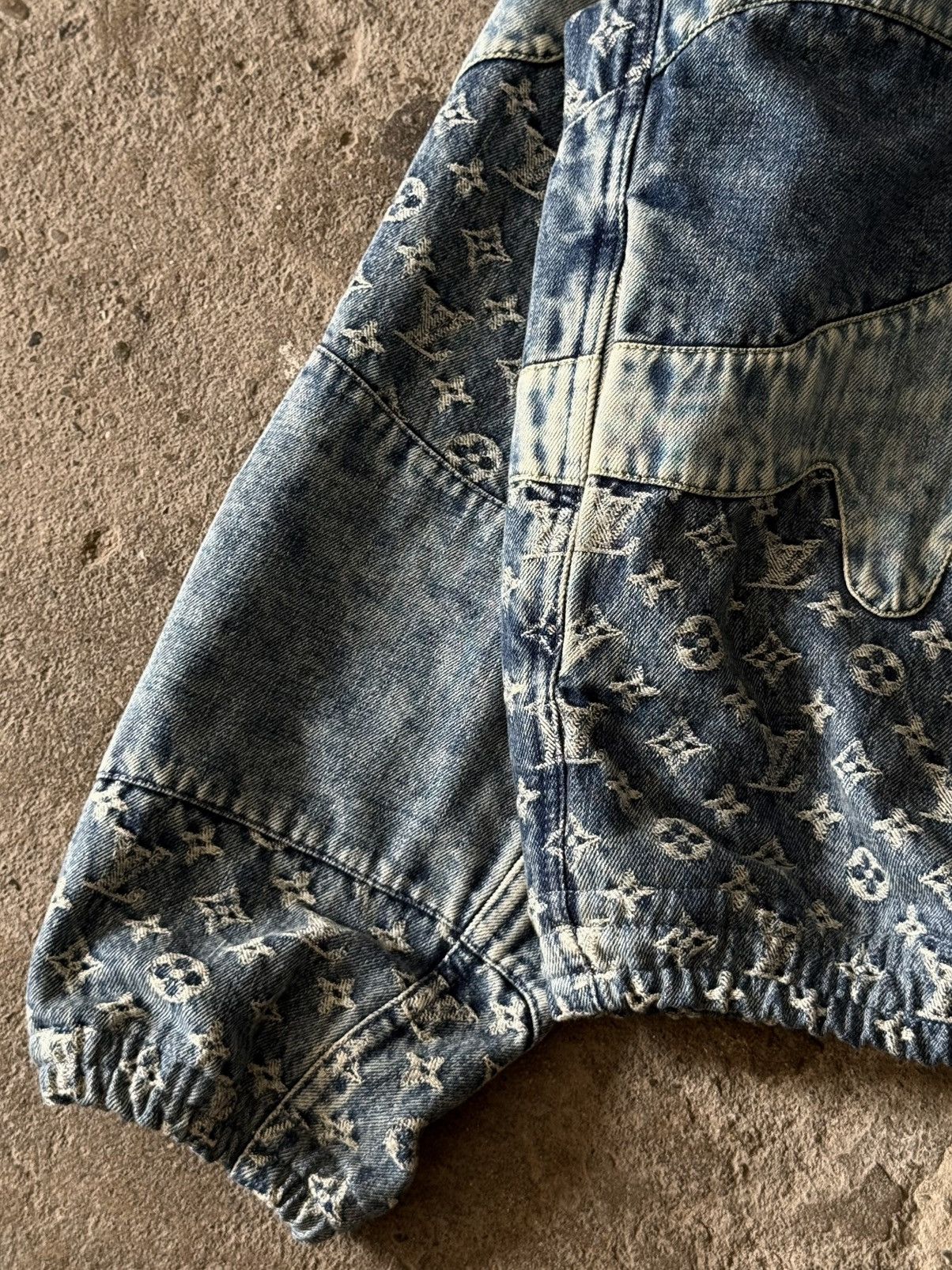 Louis Vuitton Louis Vuitton - Nigo / Virgil Abloh - SS22 - Denim Jacket Size US XL / EU 56 / 4 - 6 Thumbnail