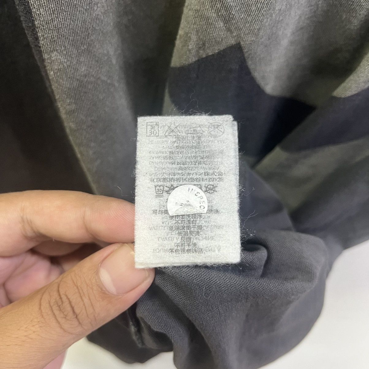 Armani Exchange ARMANI EXCHANGE 5th Anniversary JAPAN Commemorative Tshirt Size US S / EU 44-46 / 1 - 16 Thumbnail