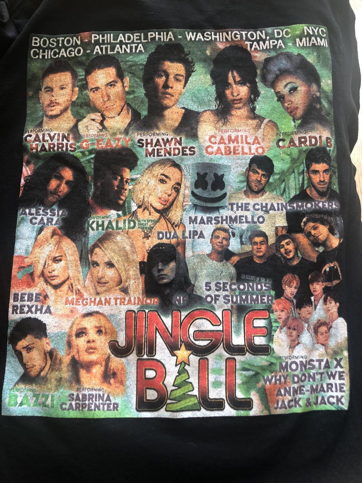 Other × Vintage RARE 2018 JINGLE BELL CHRISTMAS CONCERT TEE SHIRT Size US S / EU 44-46 / 1 - 3 Thumbnail