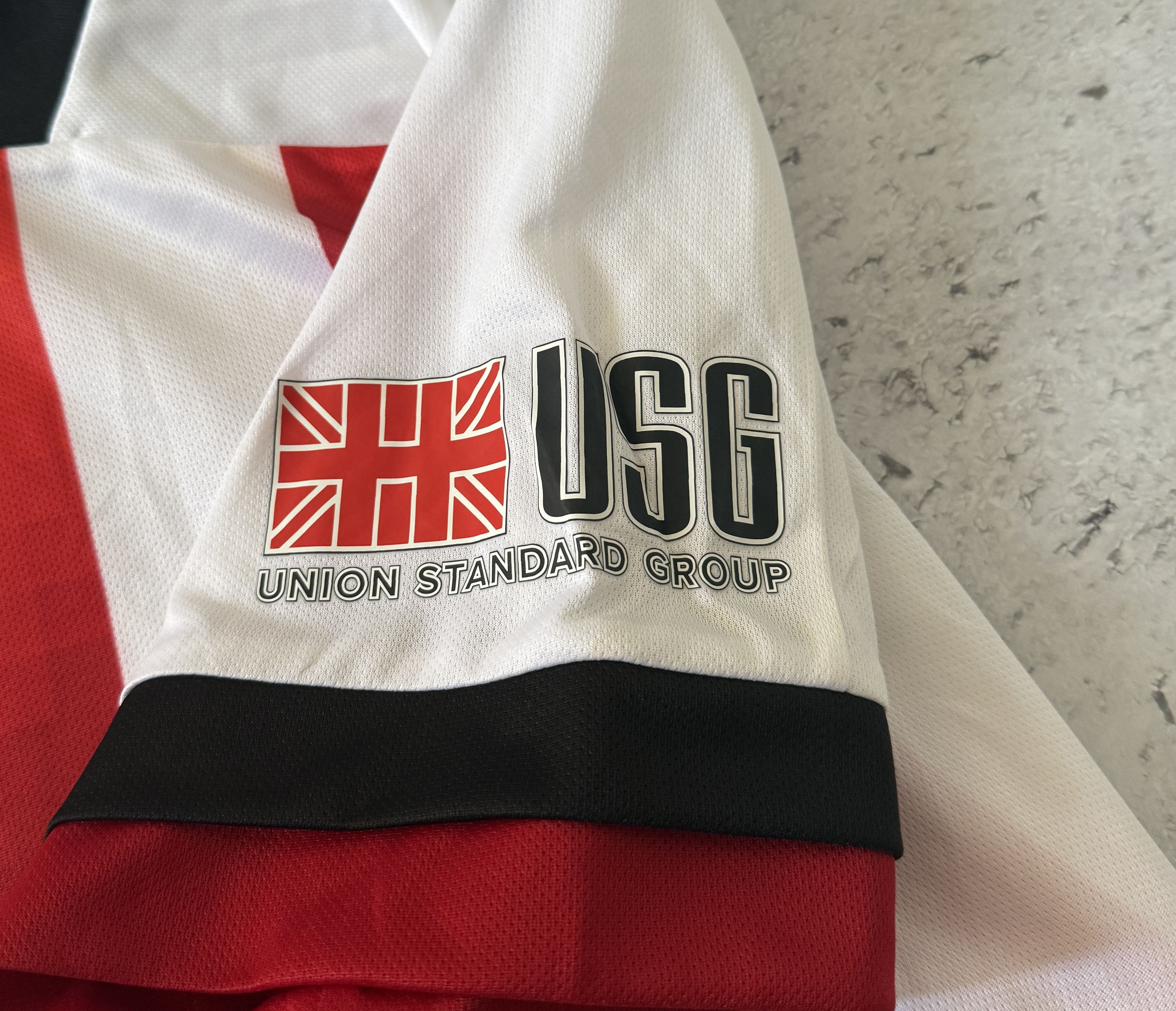Adidas SHEFFIELD UNITED 2016/2017 FOOTBALL SHIRT JERSEY MAILLOT XL Size US XL / EU 56 / 4 - 7 Thumbnail