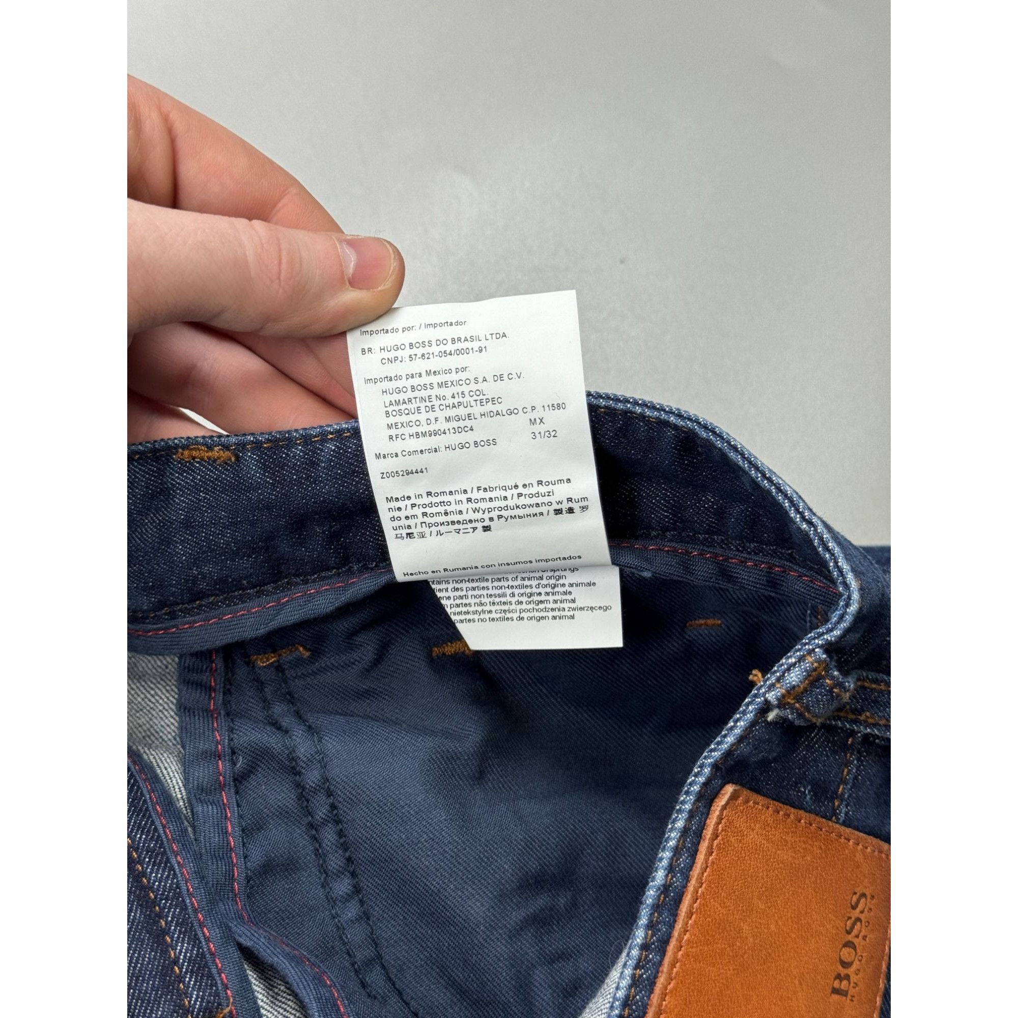 Hugo Boss Hugo Boss Cansas Raw Denim Straight fit Jeans (Y1276) Size US 31 - 11 Thumbnail