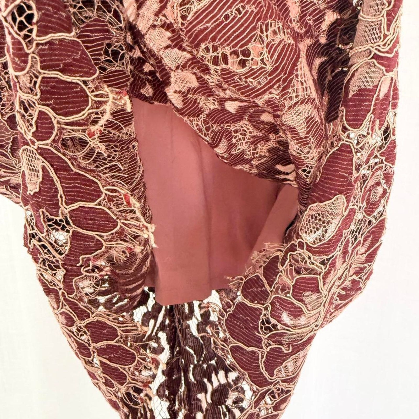 Other ✿ burgundy + blush lace midi dress ✿ Size L / US 10 / IT 46 - 6 Thumbnail
