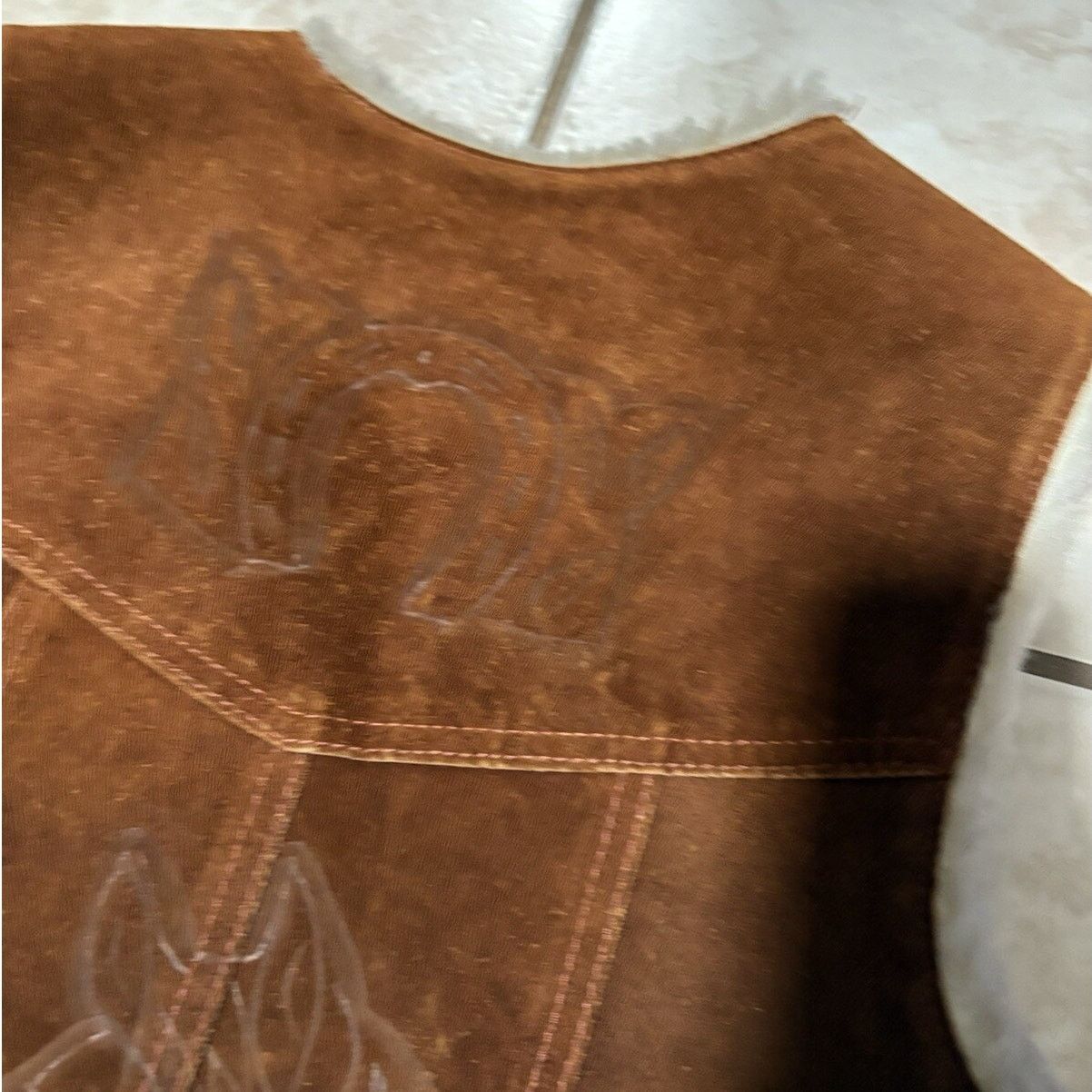 Vintage Vintage 1970s Sherpa Lined Leather Vest Pyrography Graphic Size US M / EU 48-50 / 2 - 5 Thumbnail