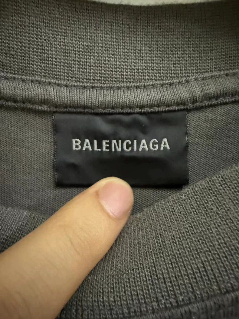 Balenciaga Balenciaga Embroidered front and back short sleeves Size US S / EU 44-46 / 1 - 3 Thumbnail