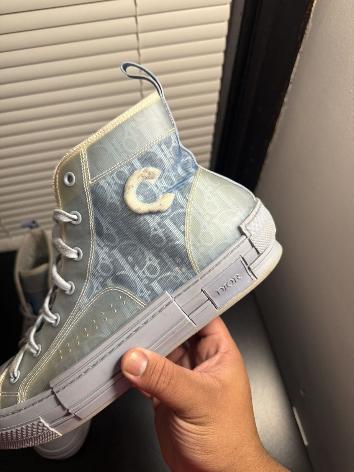 Dior Dior B23 High Top Daniel Arsham Light Blue US 11 / 44 EU Size US 11 / EU 44 - 6 Thumbnail