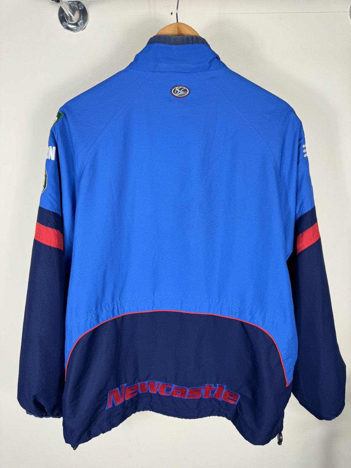 Vintage Vintage Newcastle Knights NRL Rugby 2004 Zip Track Jacket Size US L / EU 52-54 / 3 - 7 Thumbnail