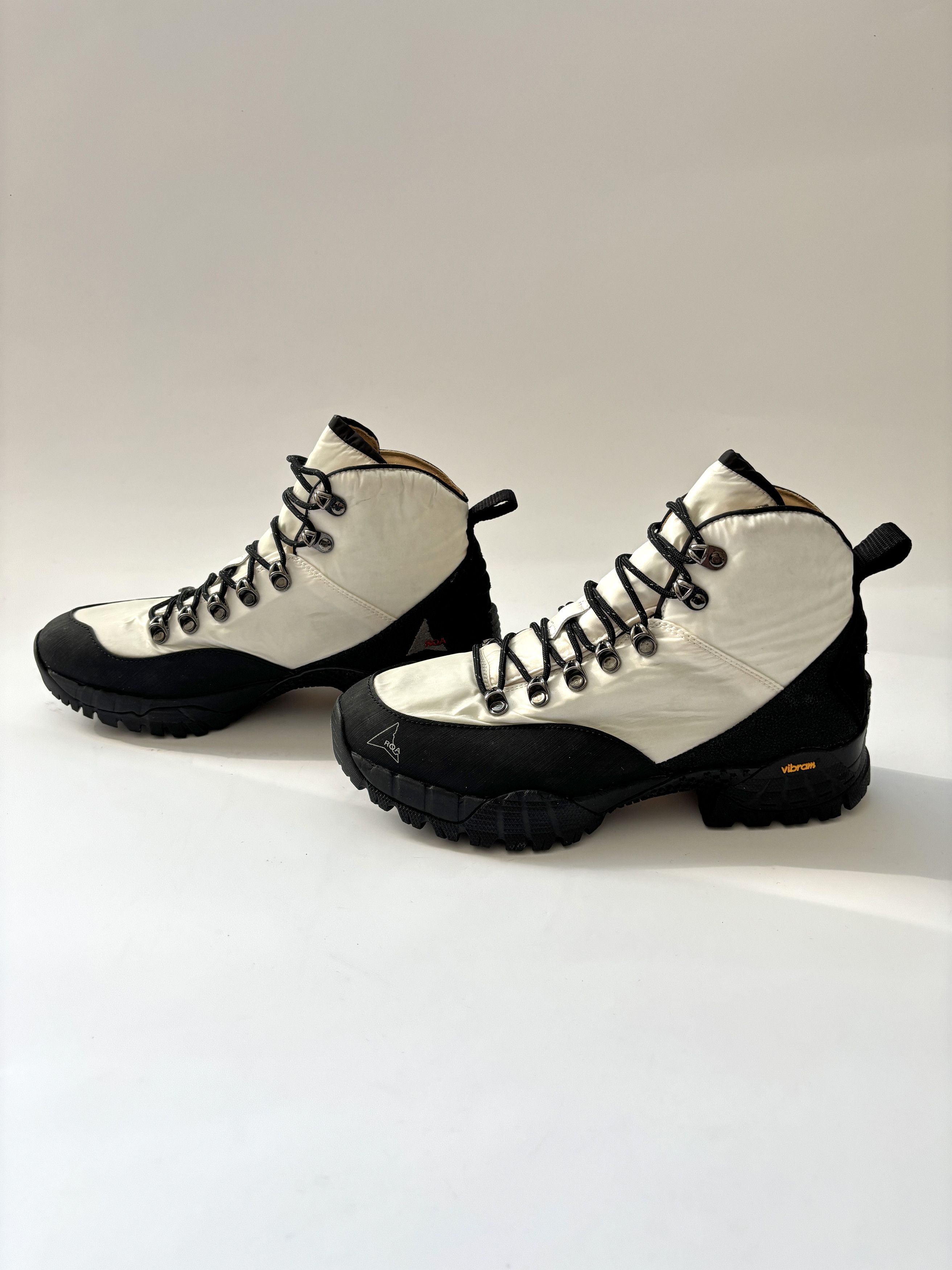 ROA ⚡️QUICK SALE⚡️ROA Andreas Cream/Black Hiking Boots Size US 7 / EU 40 - 4 Thumbnail