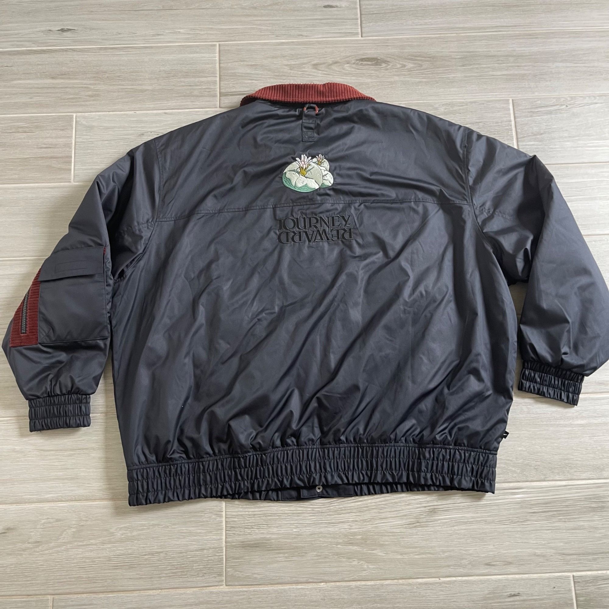 Nike $175 NWT NIKE KYRIE IRVING BASKETBALL BOMBER JACKET SZ XL Size US XL / EU 56 / 4 - 9 Thumbnail