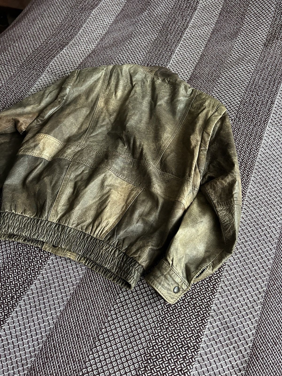 Genuine Leather Vintage Leather Distressed Bomber Jacket Faded VeraPelle Y2K Size US L / EU 52-54 / 3 - 17 Thumbnail