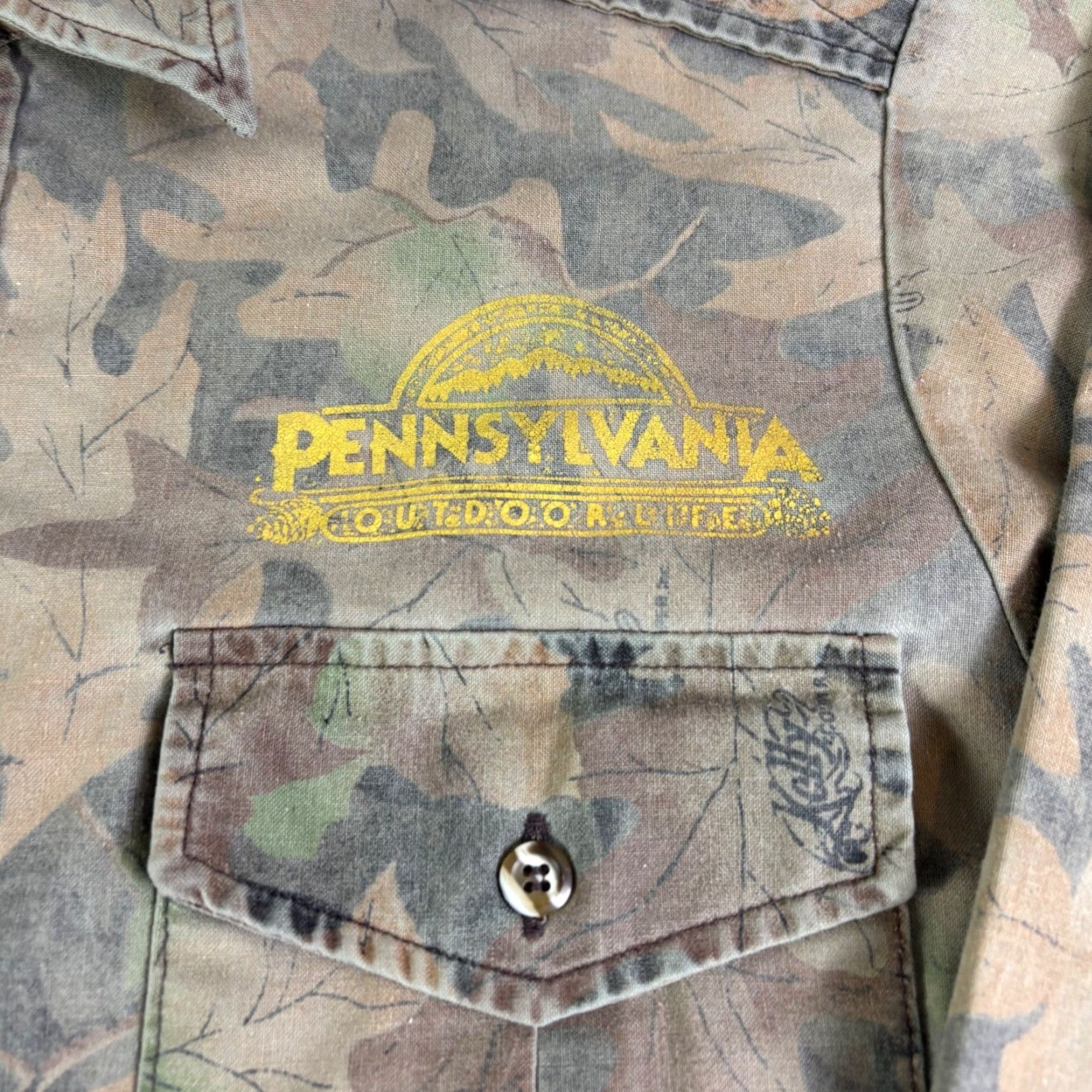 Vintage VINTAGE Kelly Kamo Tru Leaf Camo Long Sleeve Button Up Shirt Mens Pennsylvania Outdoor Camouflage Cotton Blend Brown Fall Winter Size US L / EU 52-54 / 3 - 8 Thumbnail