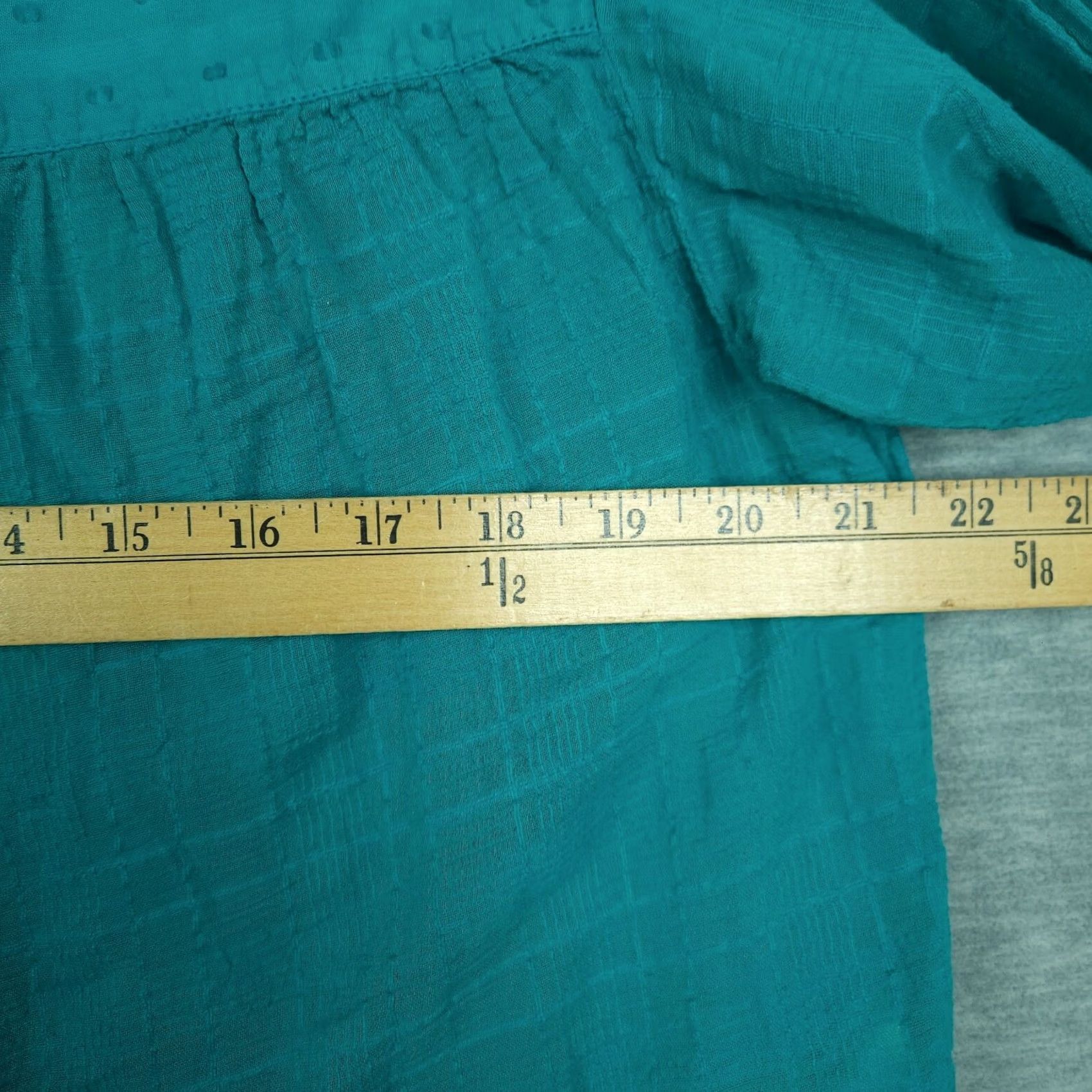 Anthropologie Pilcro By Anthropologie Mila Draped Swiss Dot Long Sleeve Button Up Shirt XS Green Women's Regular Shirt Size XS / US 0-2 / IT 36-38 - 4 Thumbnail