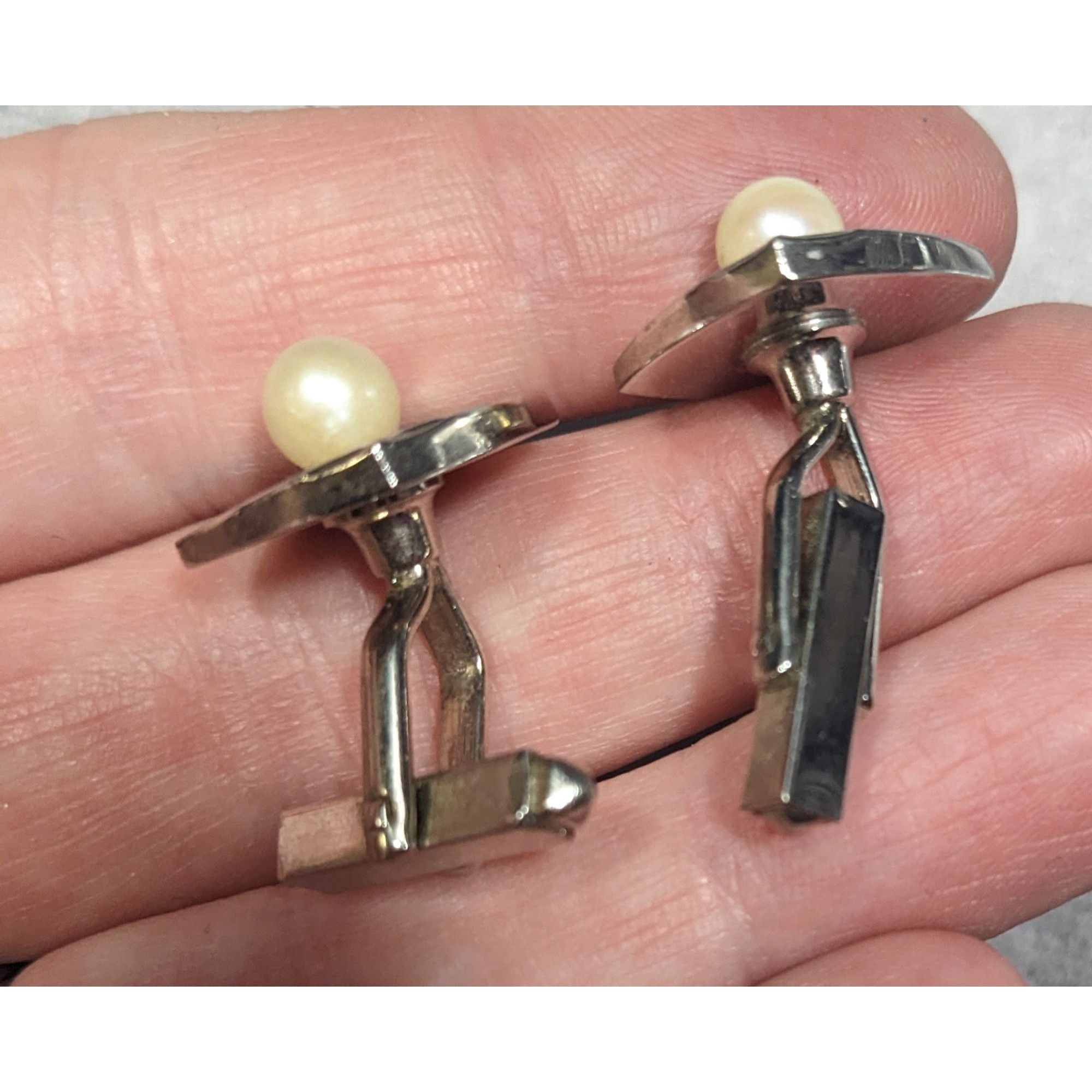 Other Vintage Engraved Square Silver Tone Cufflinks With Faux Pear Size ONE SIZE - 4 Thumbnail