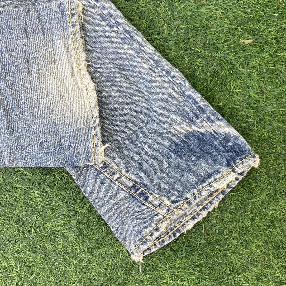 If Six Was Nine RODEO CROWNS RIPPED BOOTCUT JEANS Size 29" - 6 Thumbnail