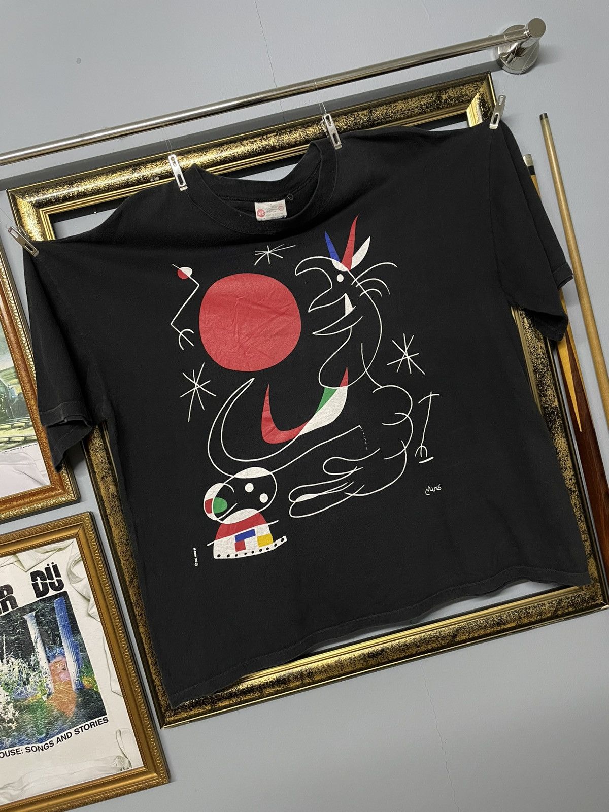 Arts & Science Vintage 1990s Joan Suc Miro Abstract Famous Art Tshirt Size US XL / EU 56 / 4 - 2 Thumbnail