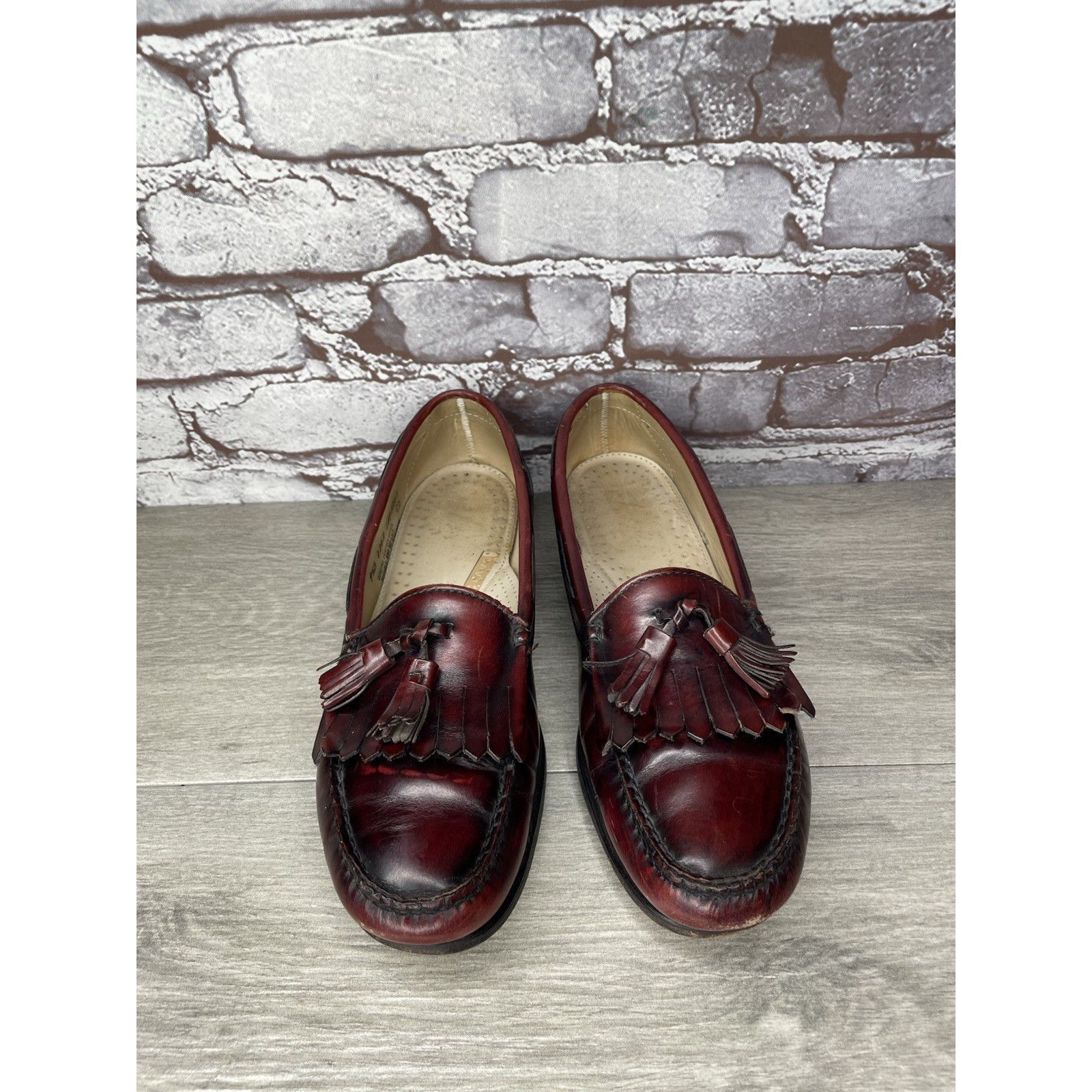 G.H. Bass & Co. G.H. Bass & Co. Weejuns Burgundy Leather Kiltie Tassel Loafe Size US 9.5 / EU 42-43 - 15 Thumbnail