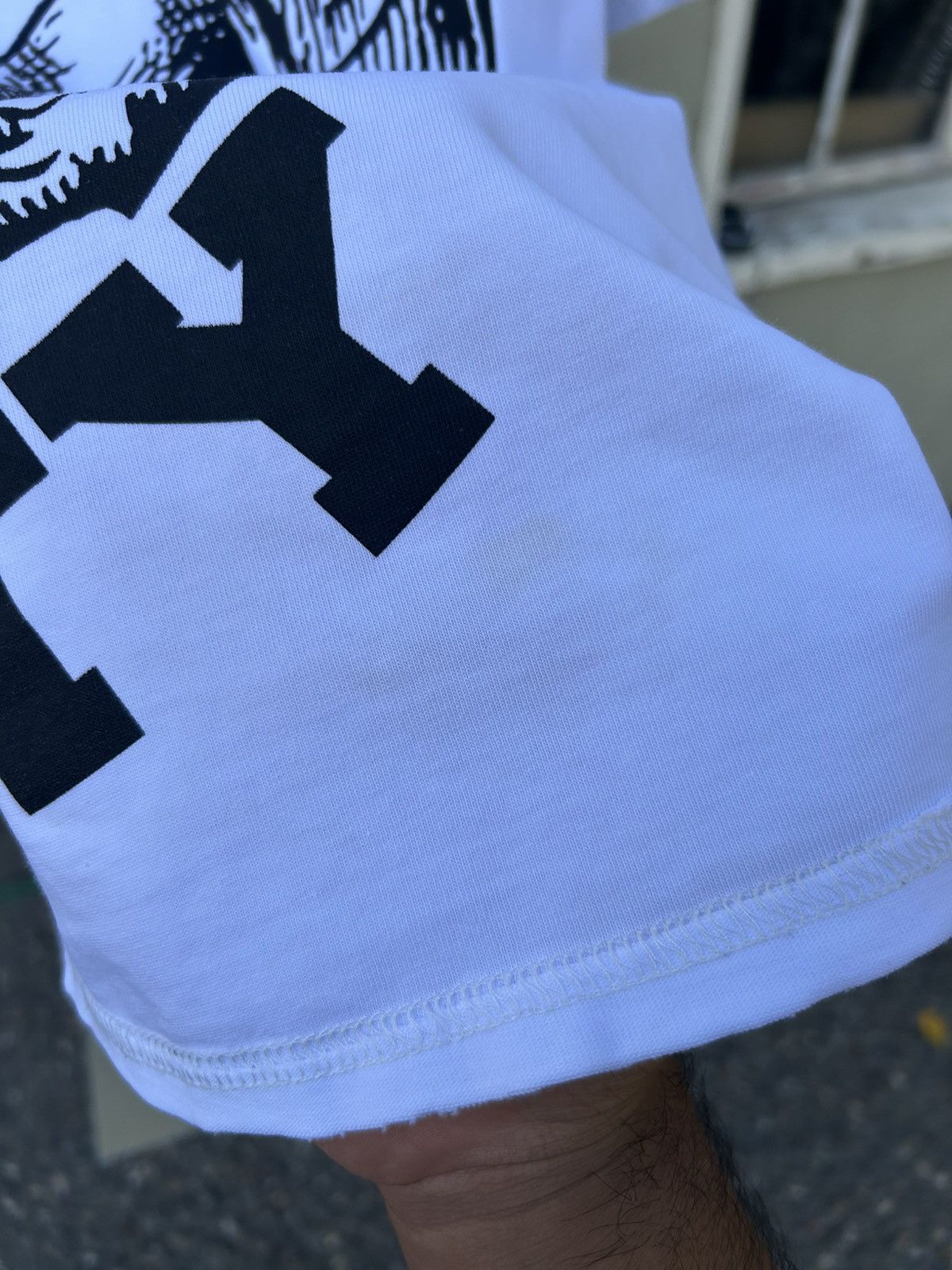 Saint Vanity Saint Vanity white griffin tee Size US L / EU 52-54 / 3 - 5 Thumbnail