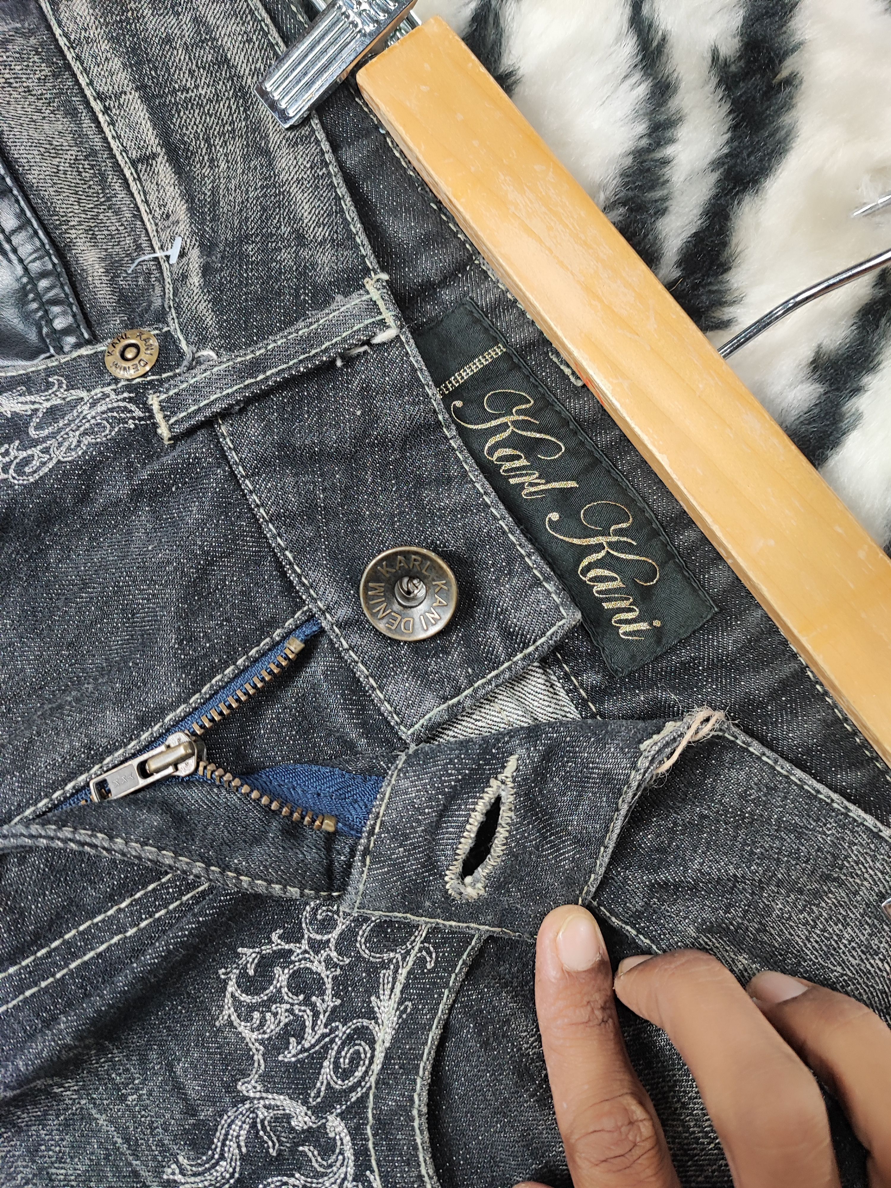 Karl Kani Vintage 90’s Style Karl Kani Baggy Distress Jean Size US 30 / EU 46 - 10 Thumbnail