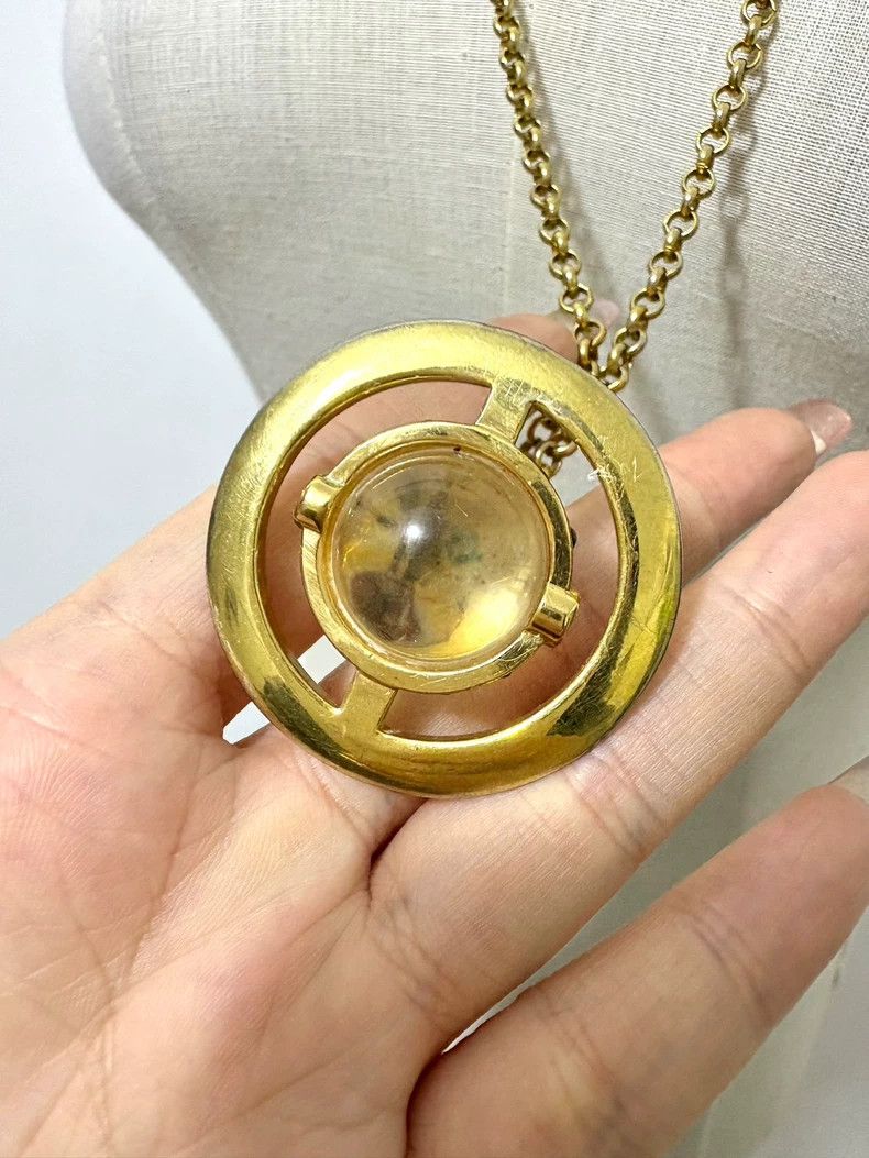 Vivienne Westwood Vivienne Westwood Large Gold Orb Necklace Size ONE SIZE - 4 Thumbnail