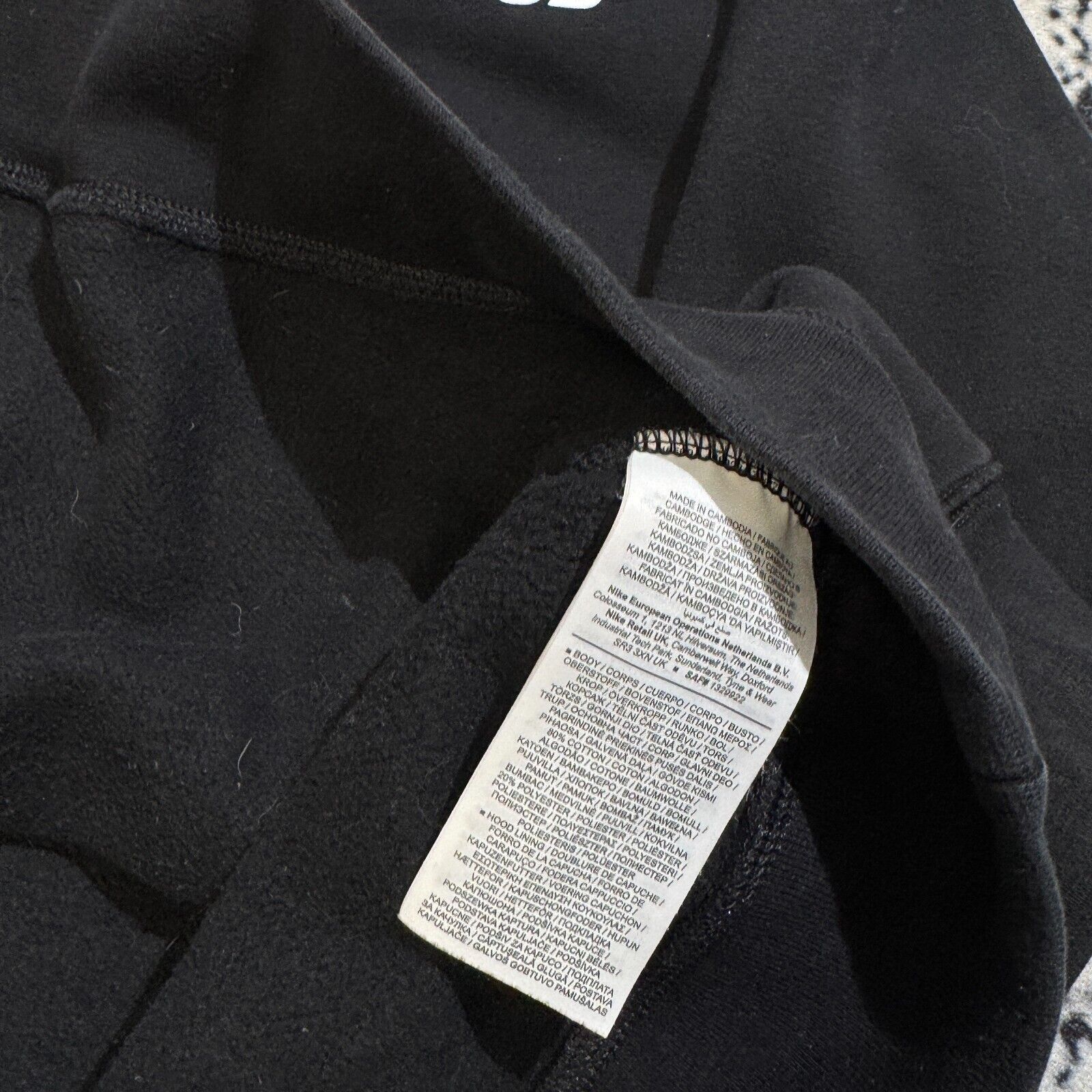 Nike Vintage Nike Unisex Black Cotton Hoodie Size M Y2K Archive Size US M / EU 48-50 / 2 - 9 Thumbnail