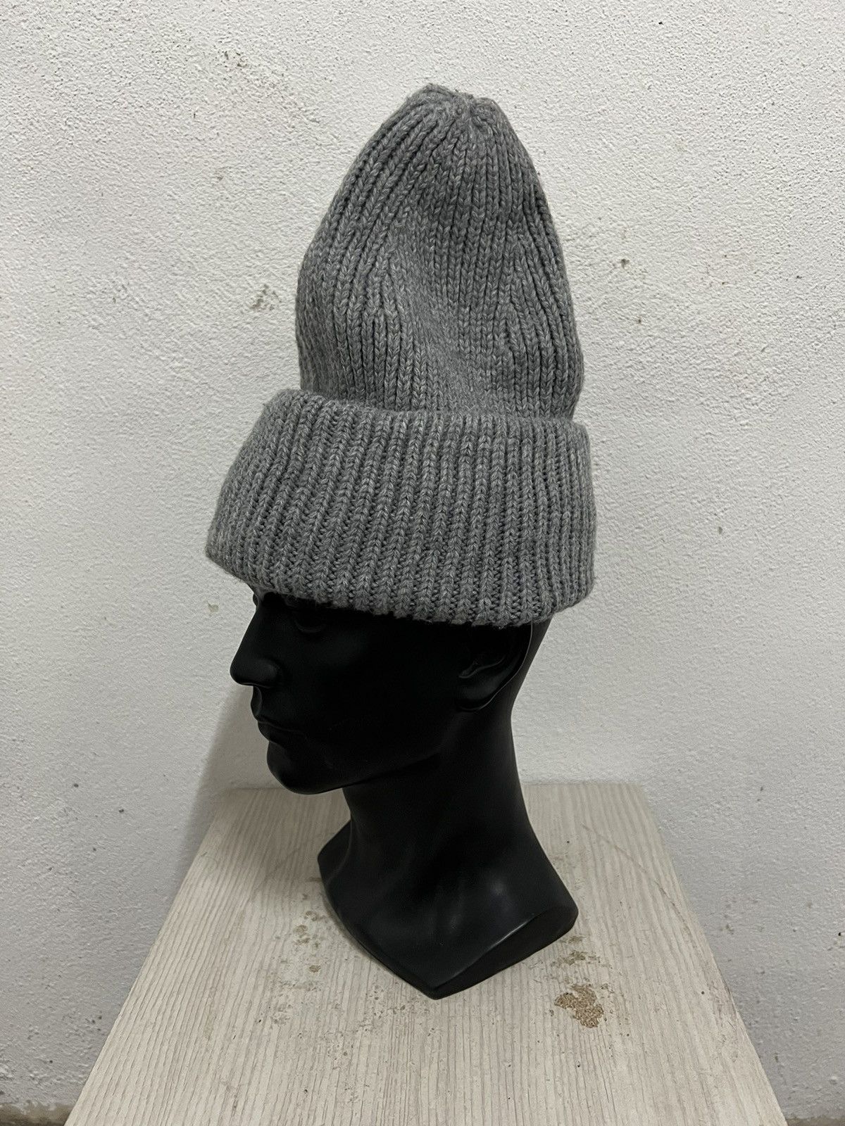 Zara Zara Trojan Plain Beanie Hat Size ONE SIZE - 3 Thumbnail