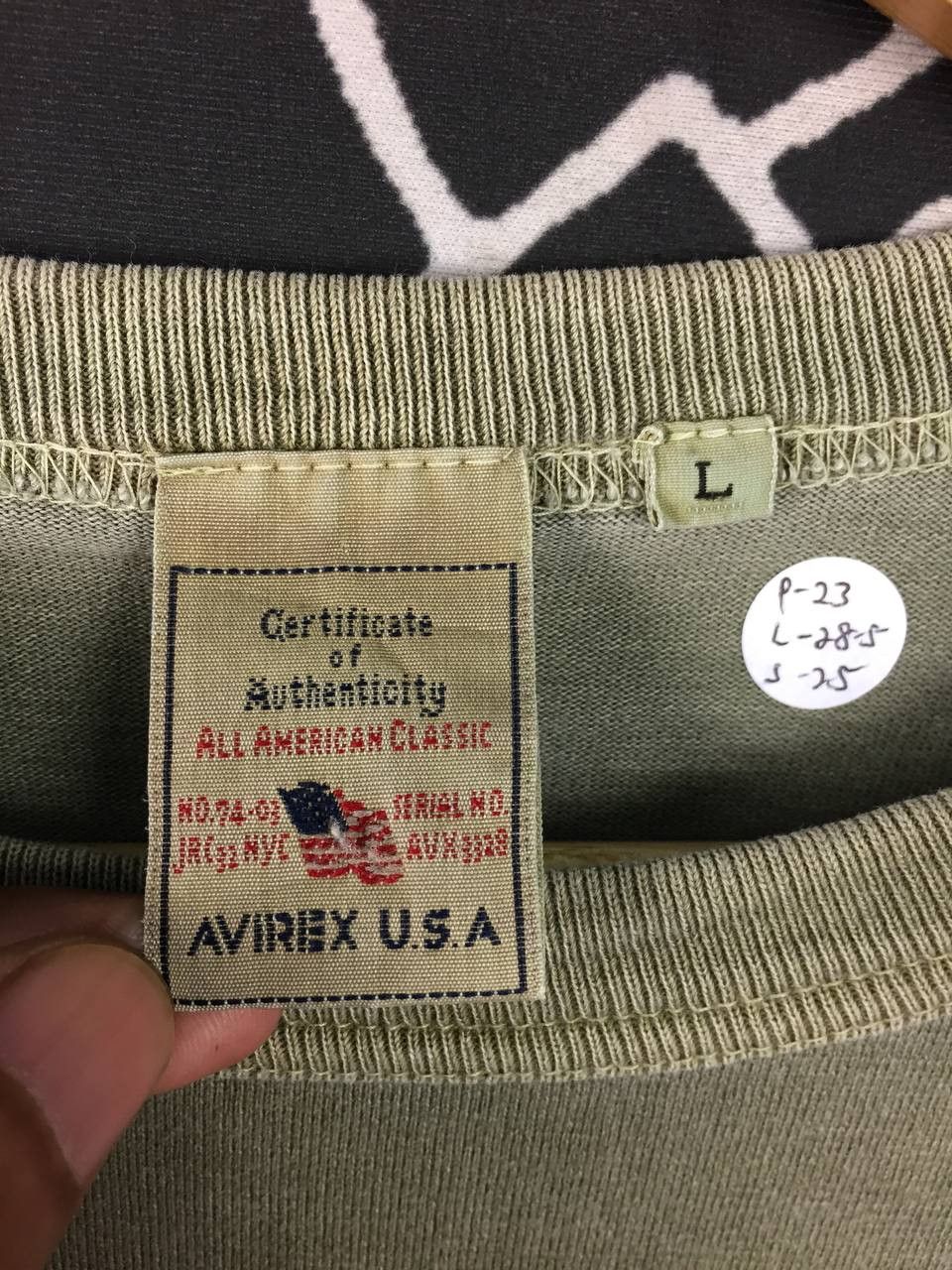 Avirex Vtg Avirex USA Peace is Cool Camo Double Layer Tee Size L Size US L / EU 52-54 / 3 - 10 Thumbnail