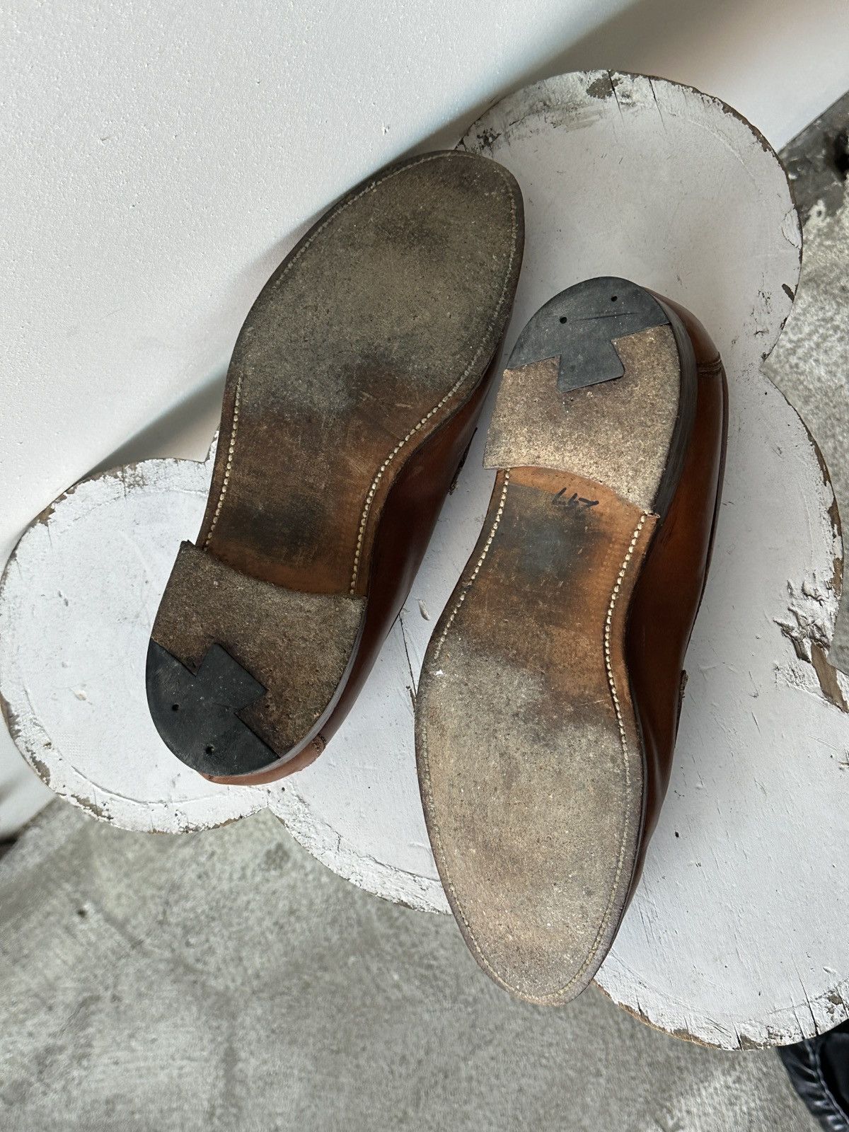 Alden Alden Tassle loafers warm brown size 10 Size US 10 / EU 43 - 7 Thumbnail