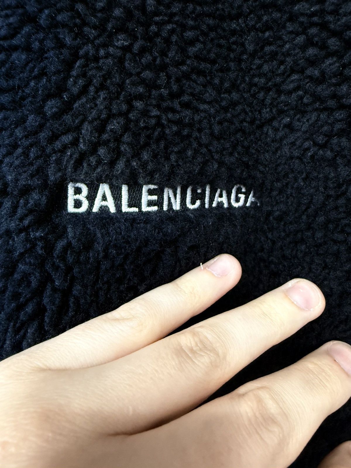 Balenciaga Balenciaga Women's Back Zip-up Jacket black faux-shearling Size S / US 4 / IT 40 - 11 Thumbnail