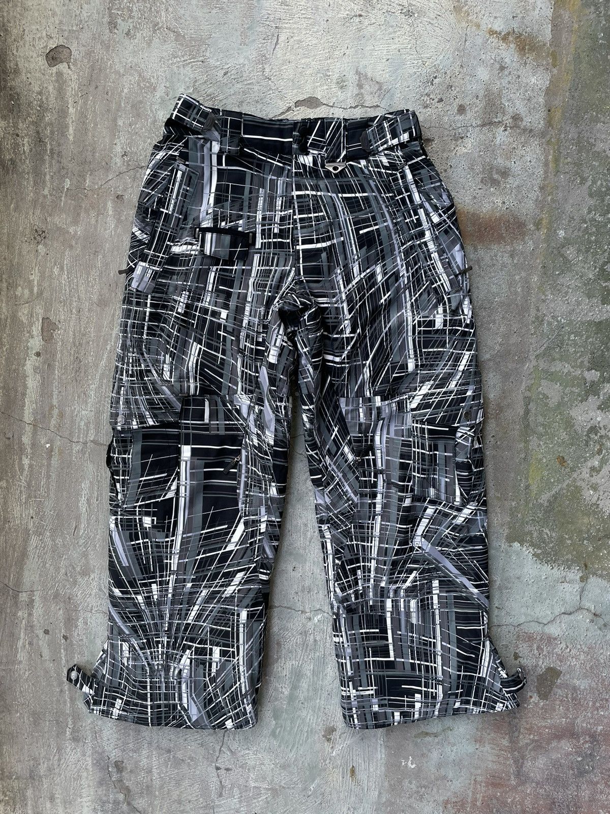 image of Oakley City Ski Winter Pants in Black White Blue, Men's (Size 36)