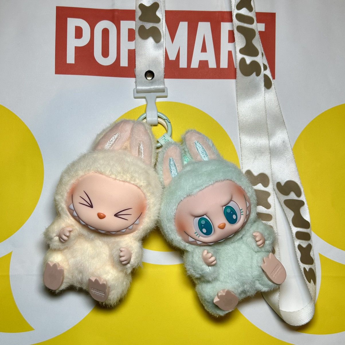 POP MART Bundle: Ququ and Sisi Authentic Have A Seat v2