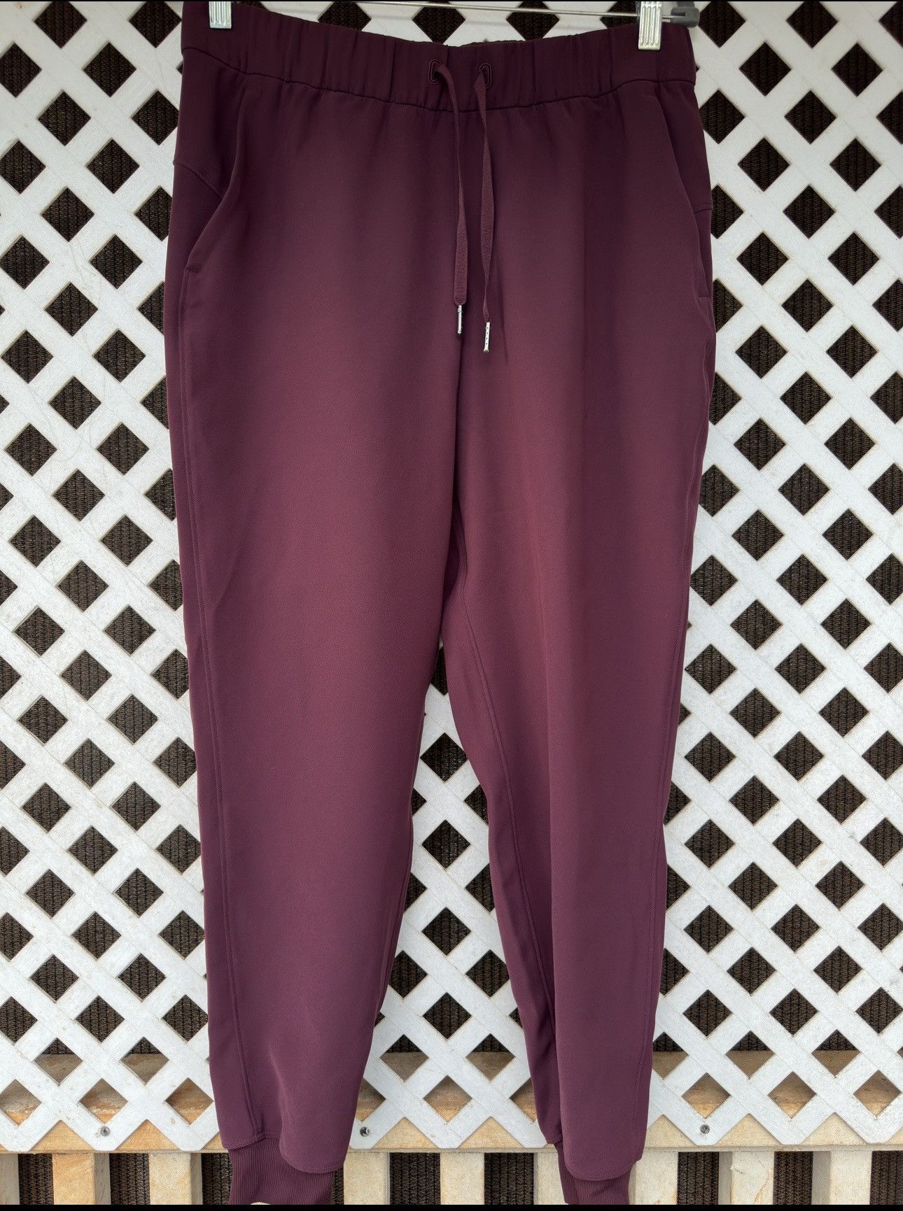 Lululemon PreOwned Lululemon Maroon Jogger Women's 8 Size 30" / US 8 / IT 44 - 1 Thumbnail