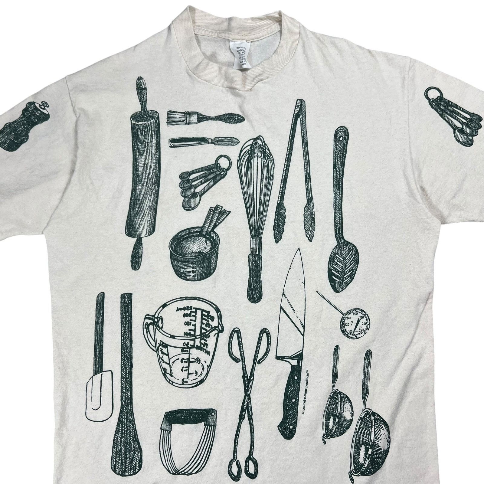 Vintage Vintage 90s Chef cooking utensils all over print tee (L) Size US L / EU 52-54 / 3 - 2 Thumbnail
